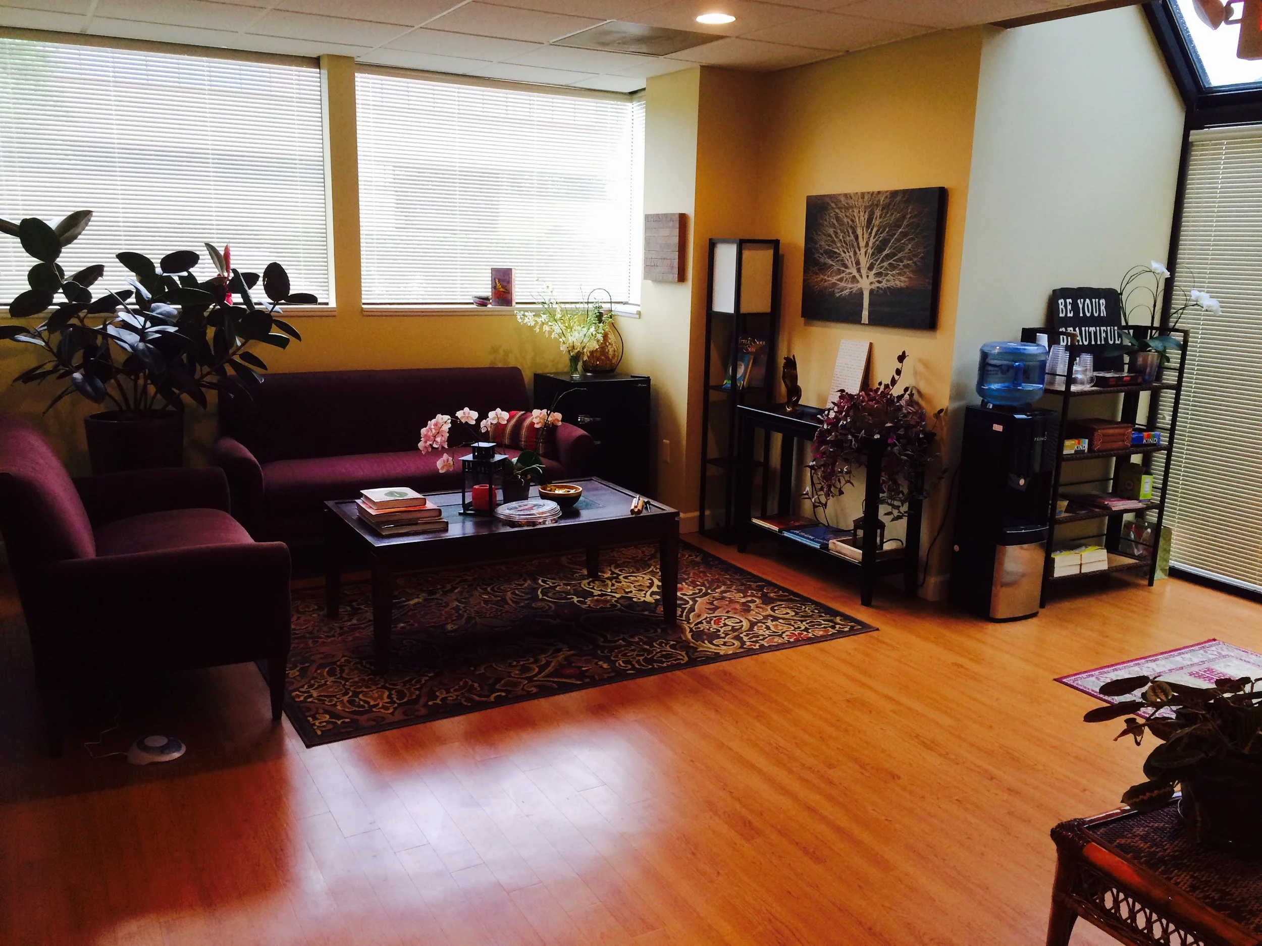 Waiting room space at Stillpoint Acupuncture