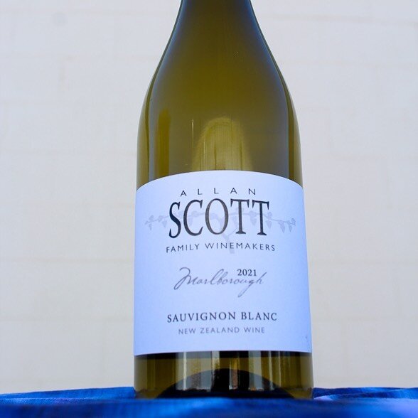 supplier spotlight: Allan Scott @allanscottwines 🍷 

In 1990, Allan Scott and his wife Catherine founded Allan Scott Family Winemakers, becoming one of the first independent winemakers in the Marlborough region of New Zealand. As you can tell from t