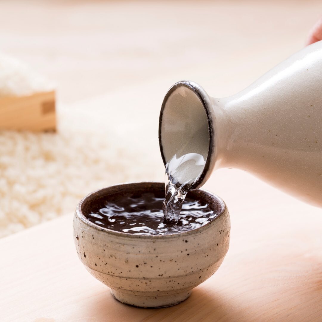 today, saturday 5/20/2023, floating world will be @kokomanfinewine once again for 

sake, sake, sake 🍶🥳

sake tasting with the
highly knowledgeable, 
the one and only

linda tetrault of the floating world

if you know sake, or are curious to learn 
