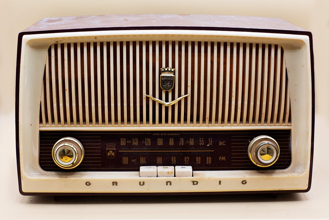 Grundig German Era Bluetooth Radio 1958 — Memory Den Vintage Mall