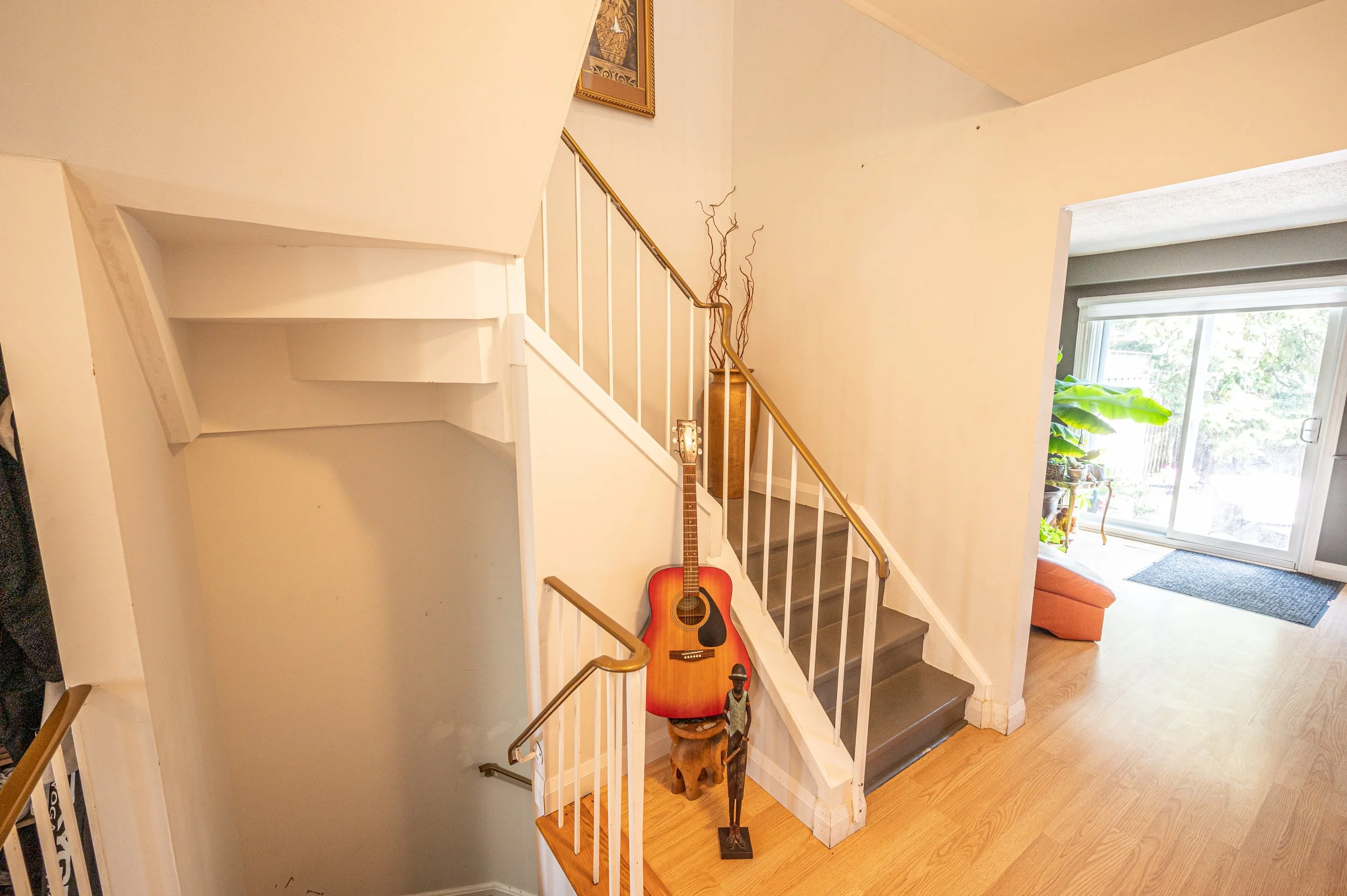 711 Osgoode Dr High Res Pic15.jpg