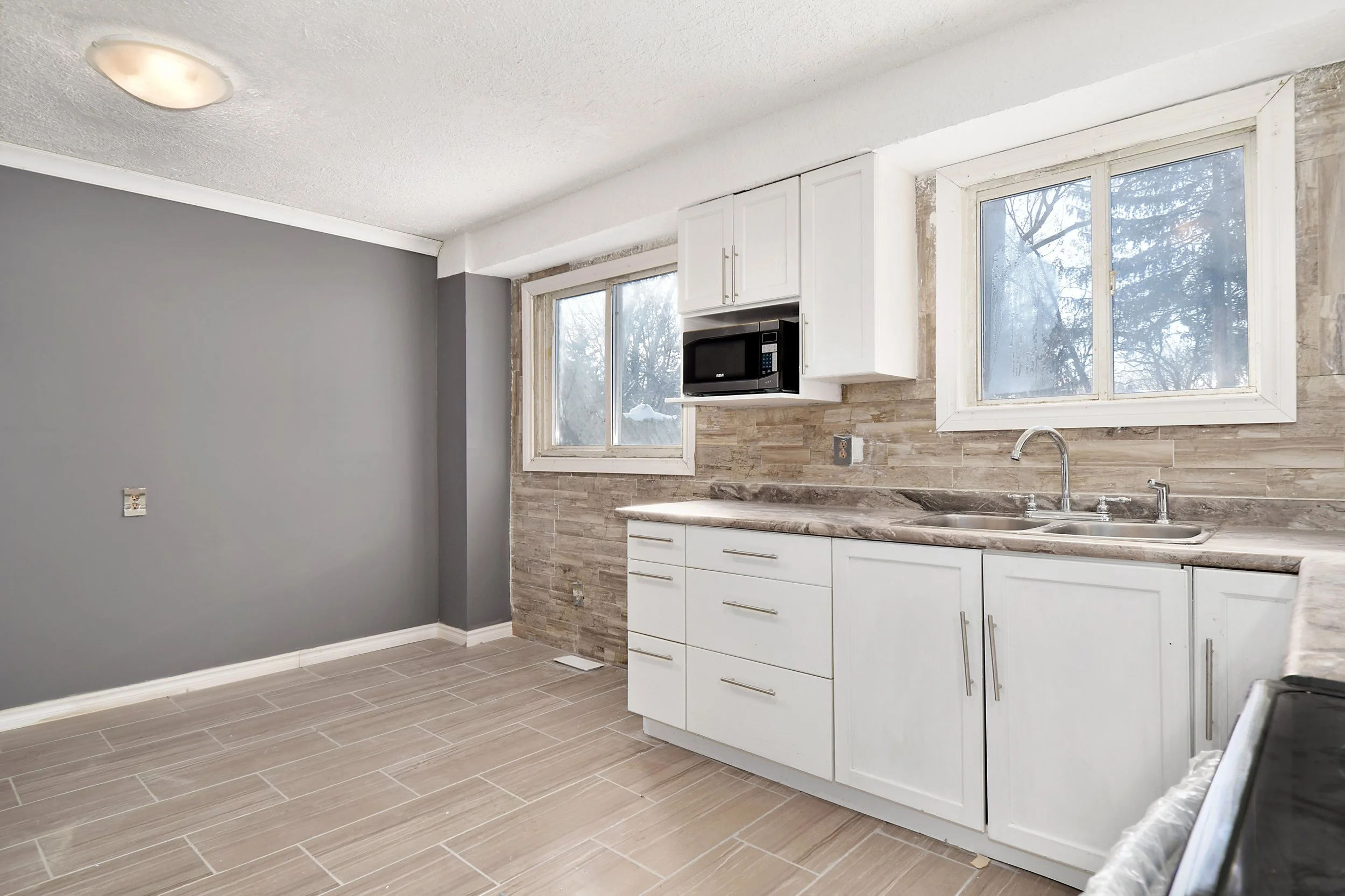 2022_01_24_Zebian_Kitchen-Empty.jpg