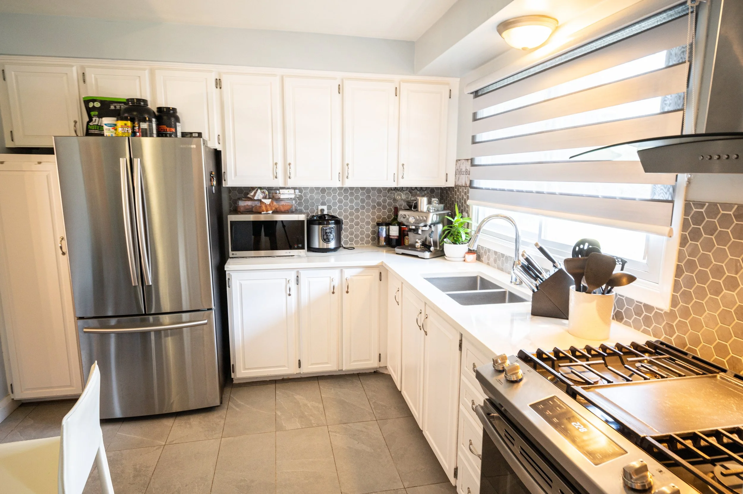 711 Osgoode Dr High Res Pic7.jpg