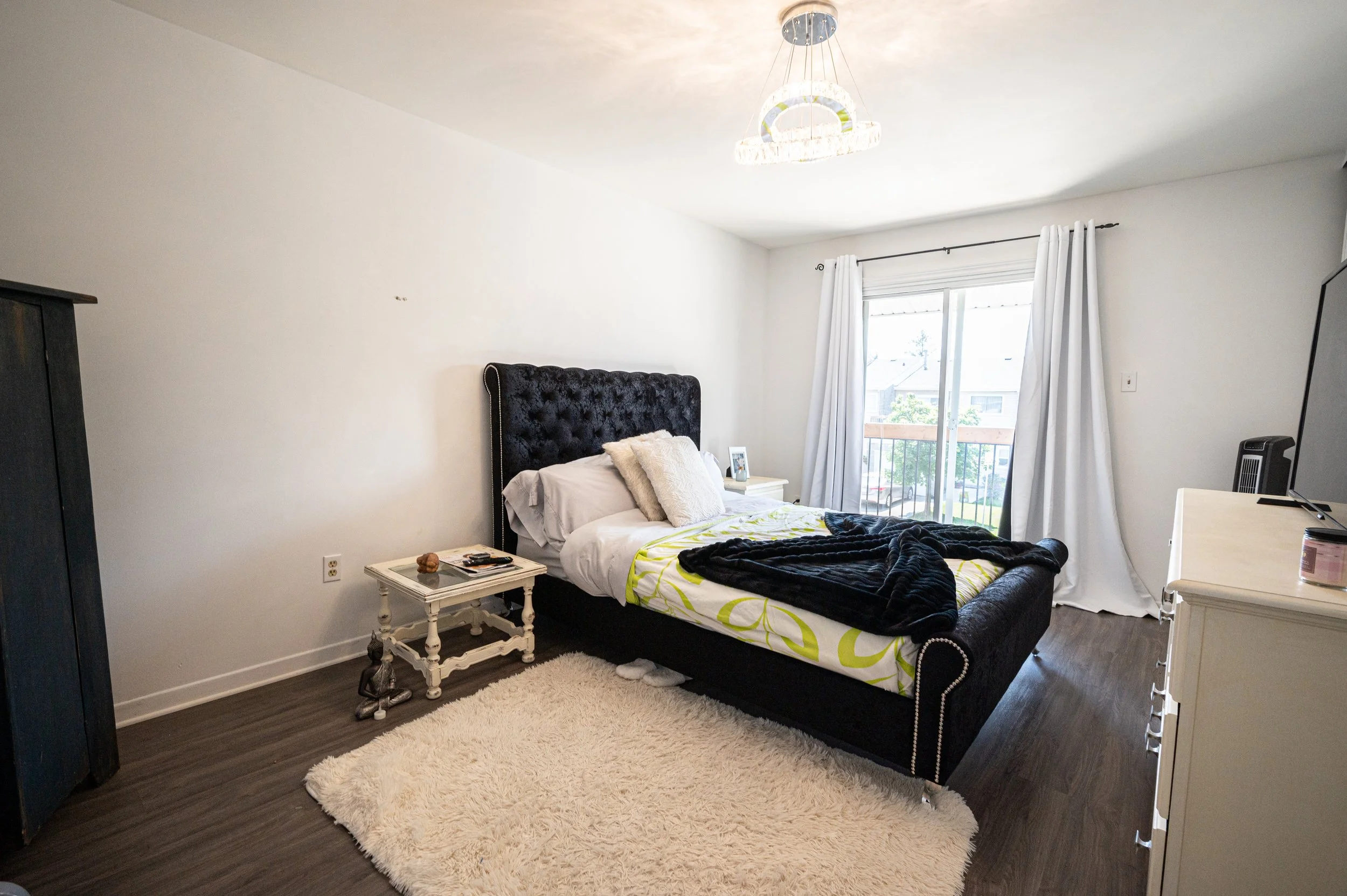 711 Osgoode Dr High Res Pic17.jpg