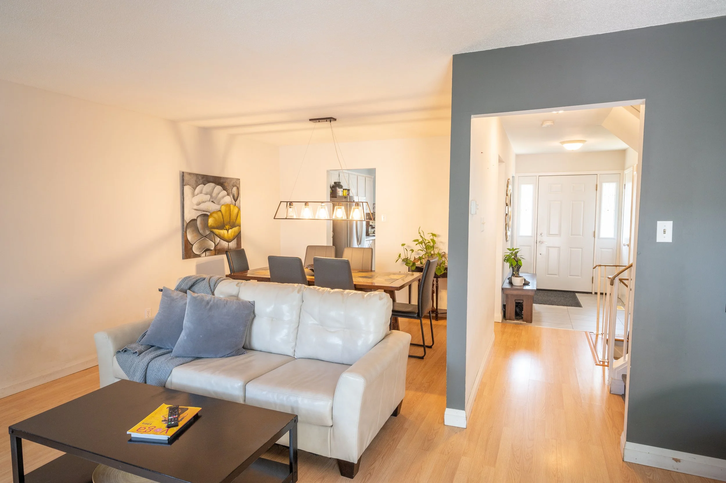 711 Osgoode Dr High Res Pic11.jpg