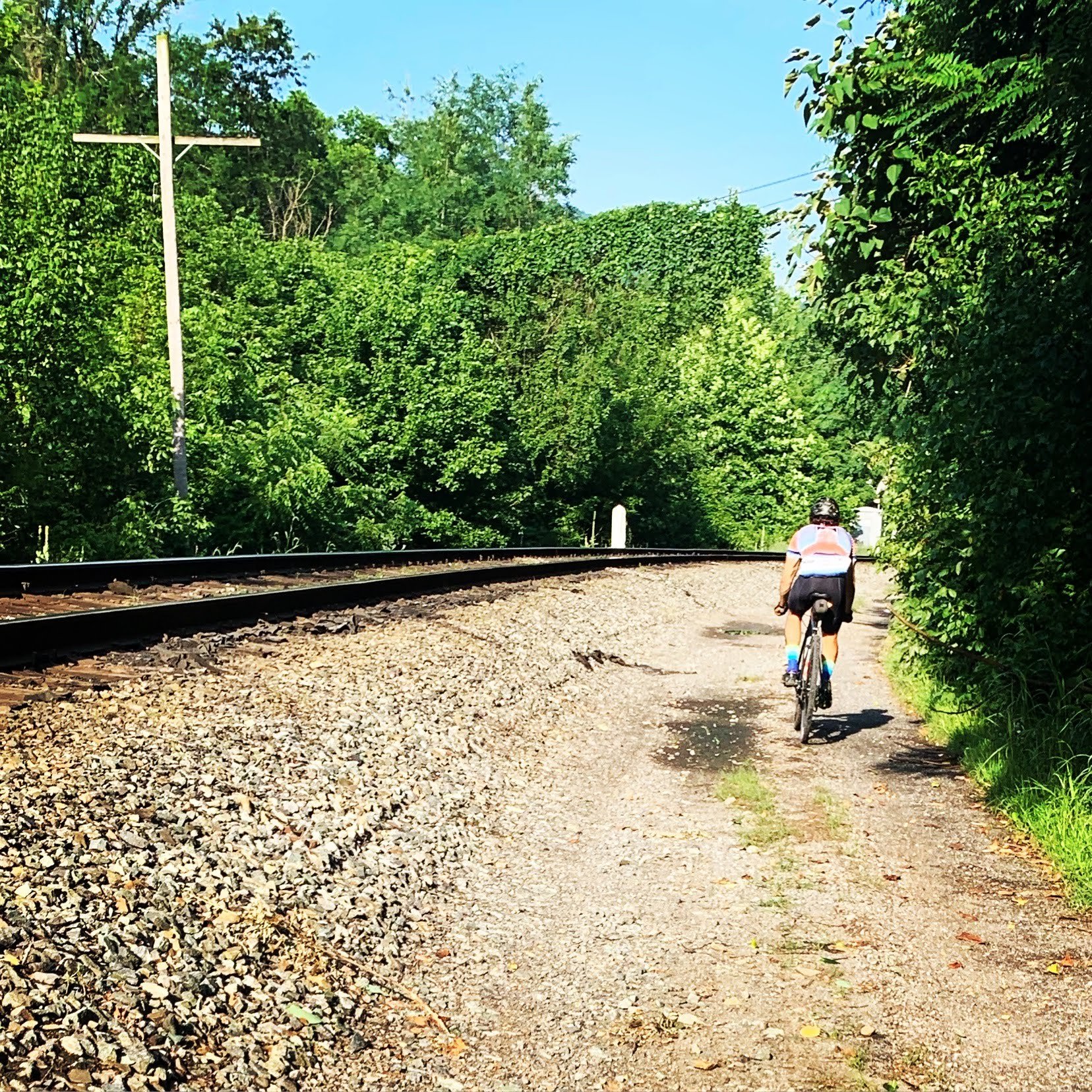 RockStar-Pave-Gravel-Railroad-Tracks.jpg