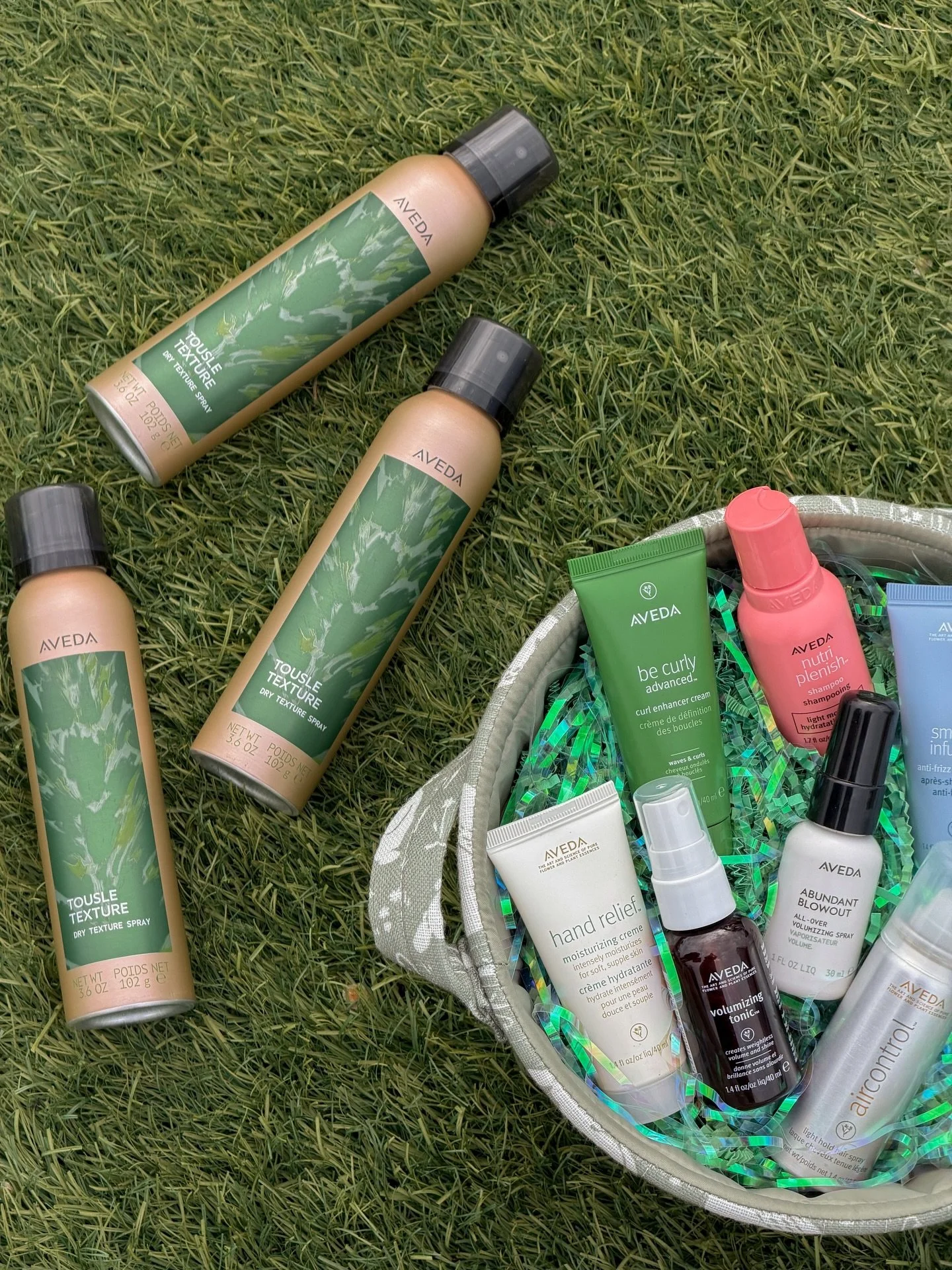 Happy Easter from your Tangerine family! We hope your basket is full of all the best Aveda products this Sunday!🐣🌷🐰