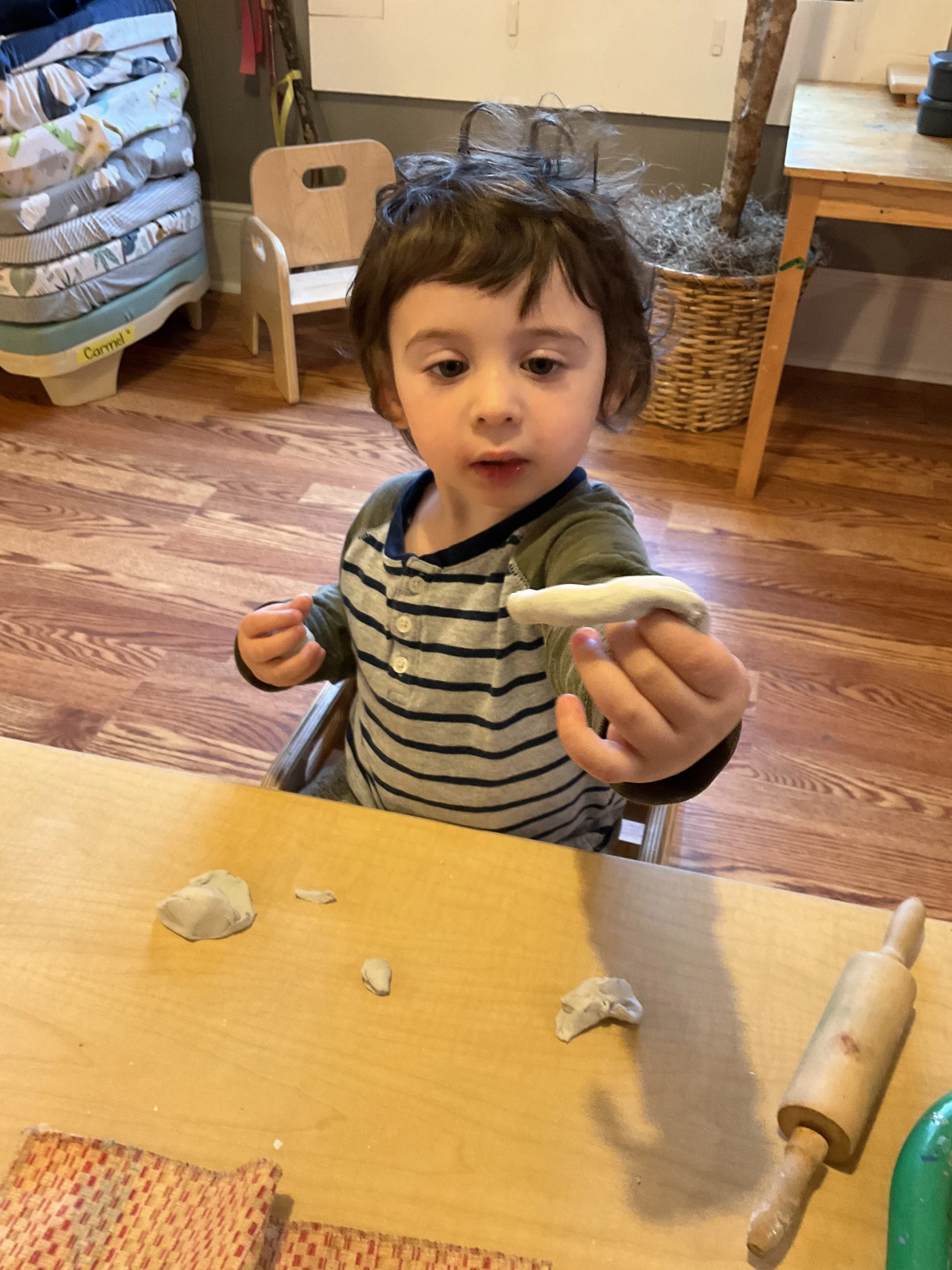 Kitah Alef Makes Menorahs