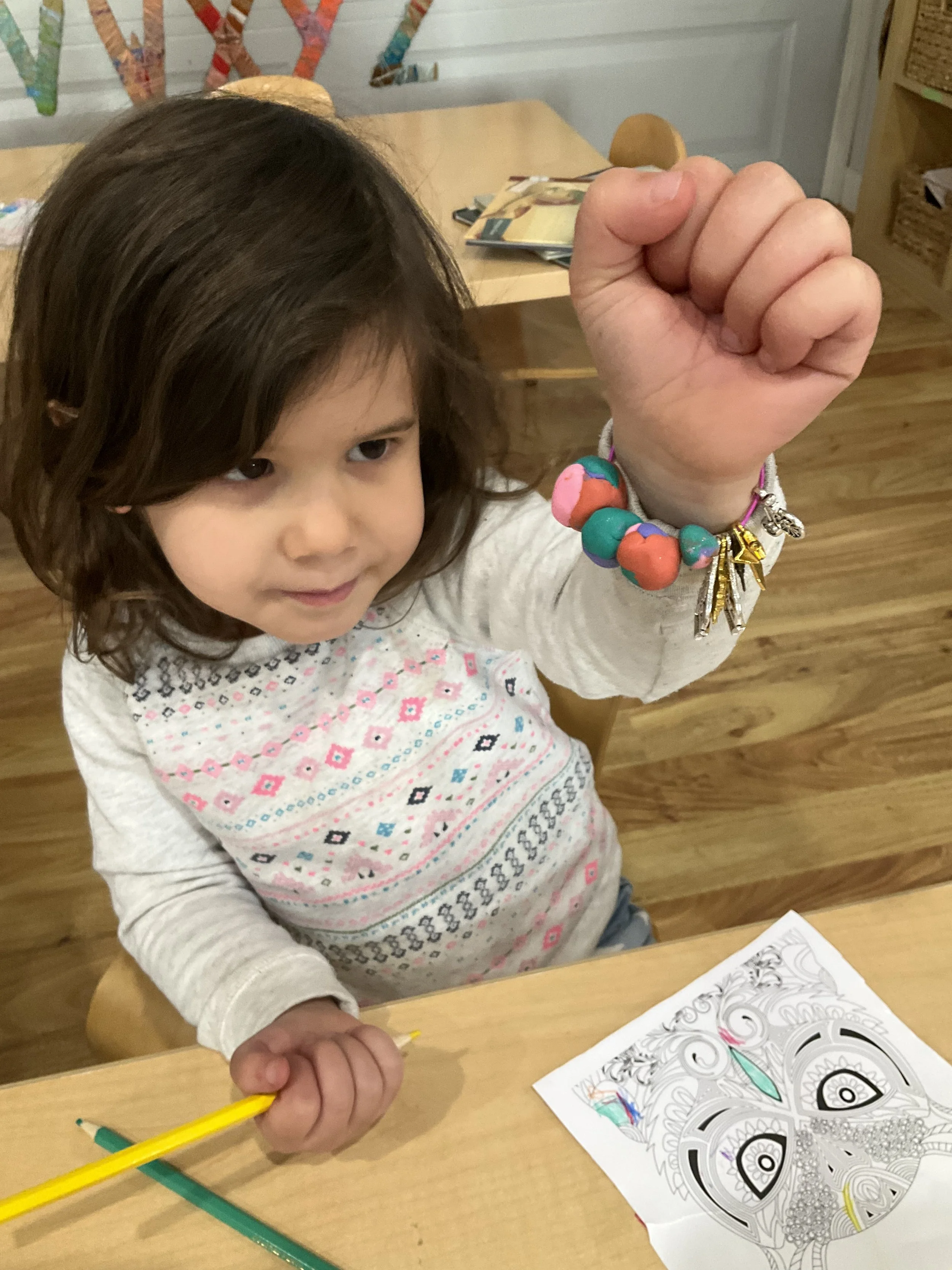 Kitah Gimmel Makes Clay Beads