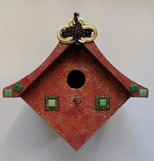 Birdhouse++front+view..jpg