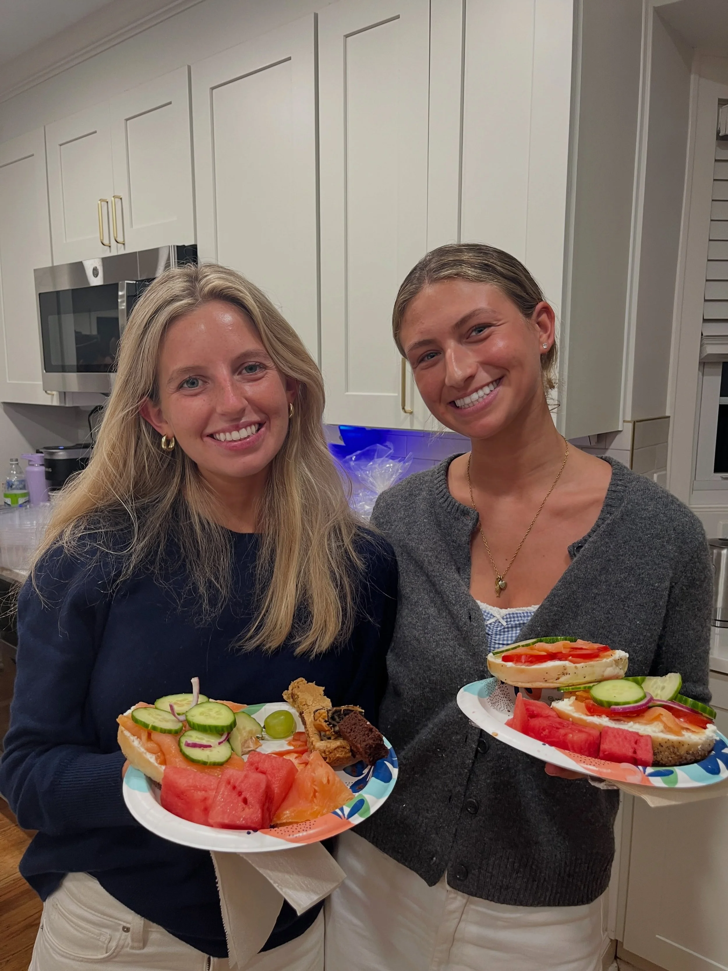 An epic break-fast after a meaningful and uplifting Yom Kippur with the Jewish Deacs! 💛🖤 
So inspiring to see everyone come together and show up BIG TIME.
There&rsquo;s nothing like the Jewish Deac fam! 🔥