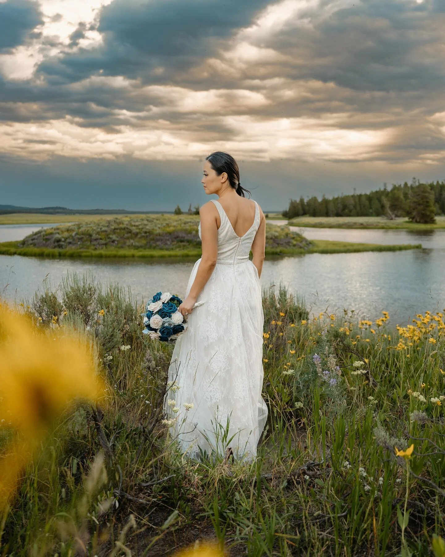 As if shooting in such beautiful locations isn&rsquo;t enough, when the sky comes to play I&rsquo;m blown away!
.
.
.
#imapoetanddidntknowit #gallatinphotographer #montanaphotographer #wyomingphotographer #yellowstonephotographer #jacksonholeelopemen