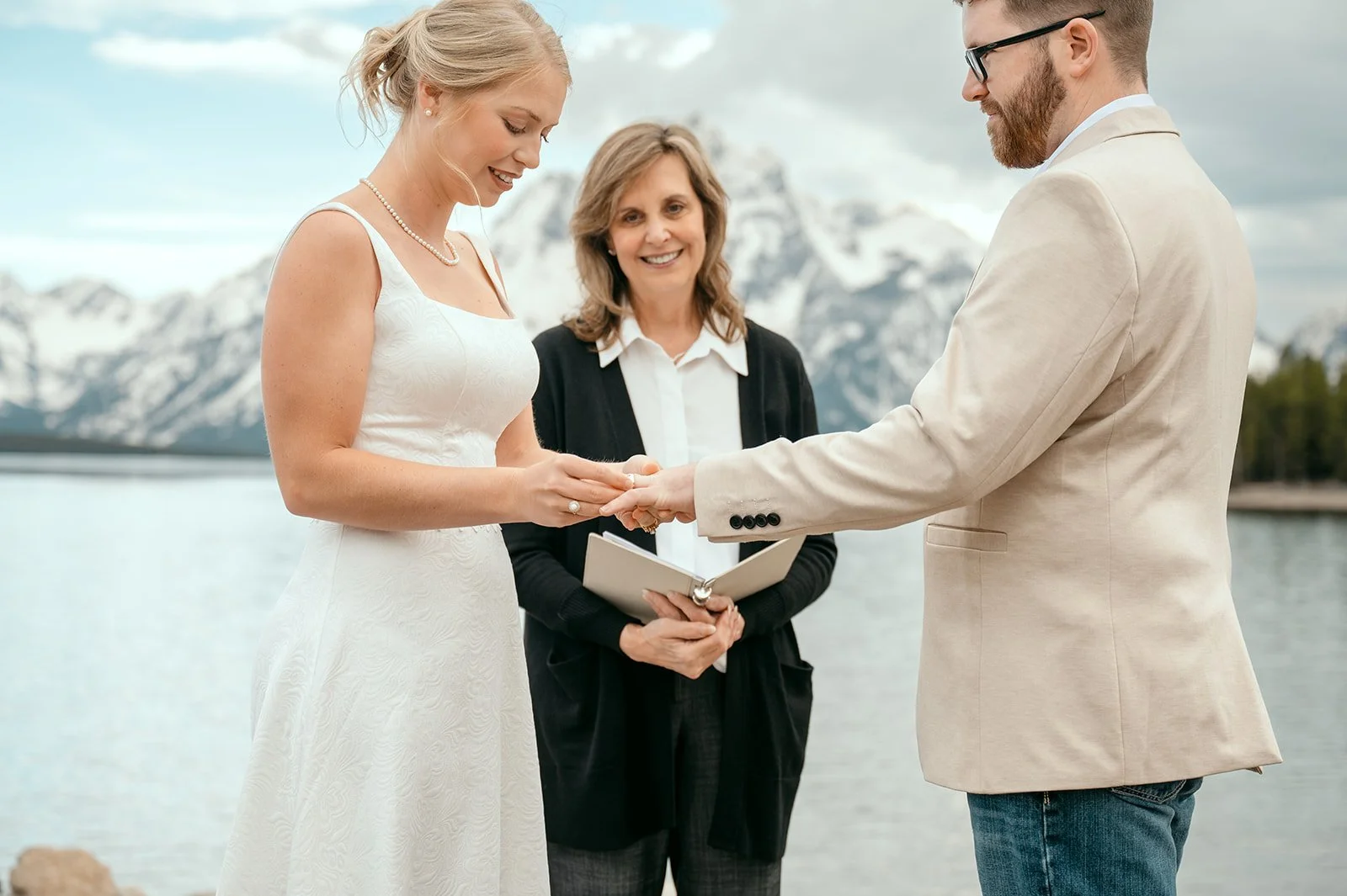 hahnxchildresselopement-11.jpg