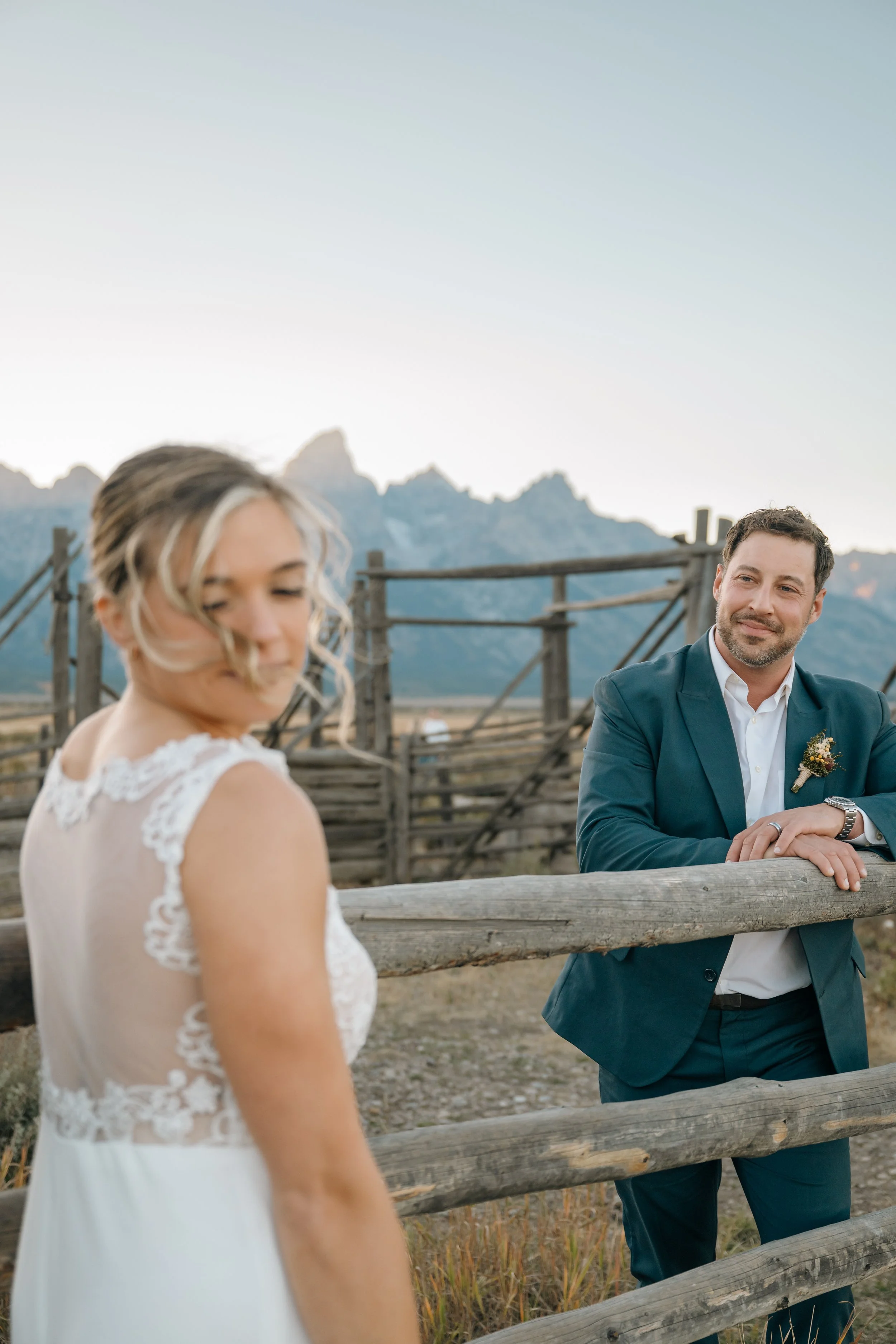luxury-cloudveil-jackson-hole-wedding-photographer-2.jpg