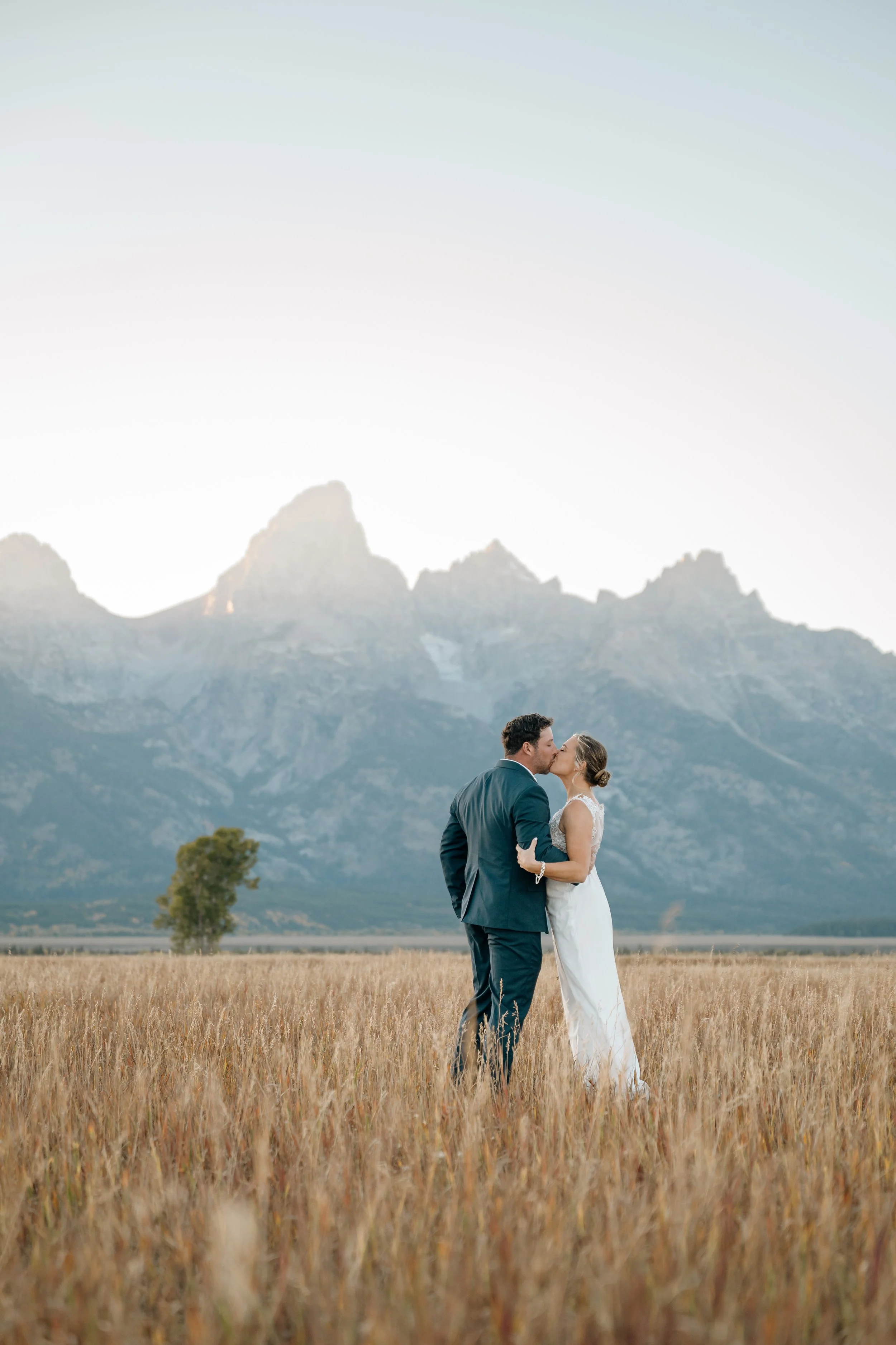 snake-river-ranch-wedding-fine-art-photography-5.jpg