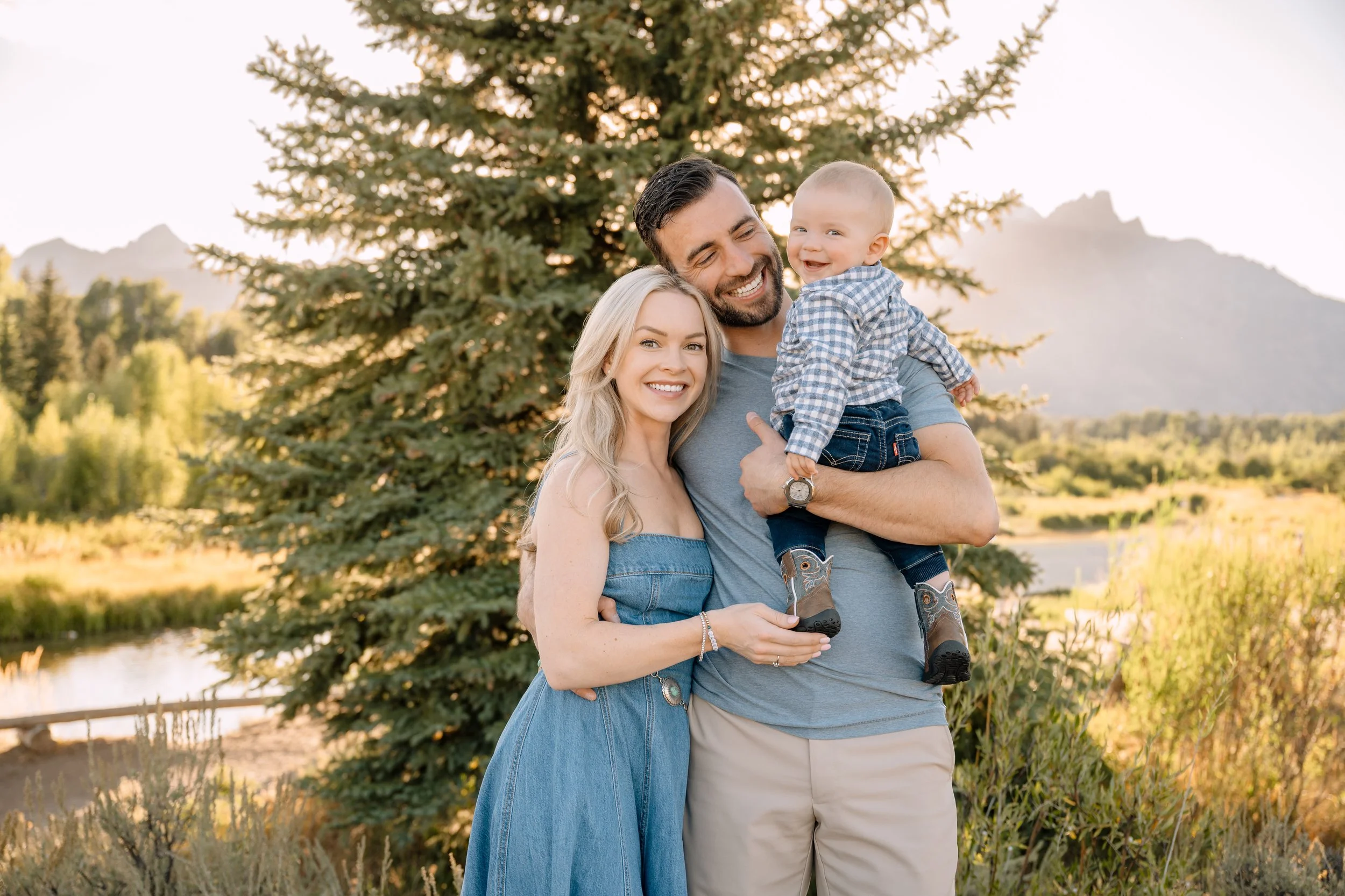 best-family-photography-in-jackson-driggs-wedding-12.jpg