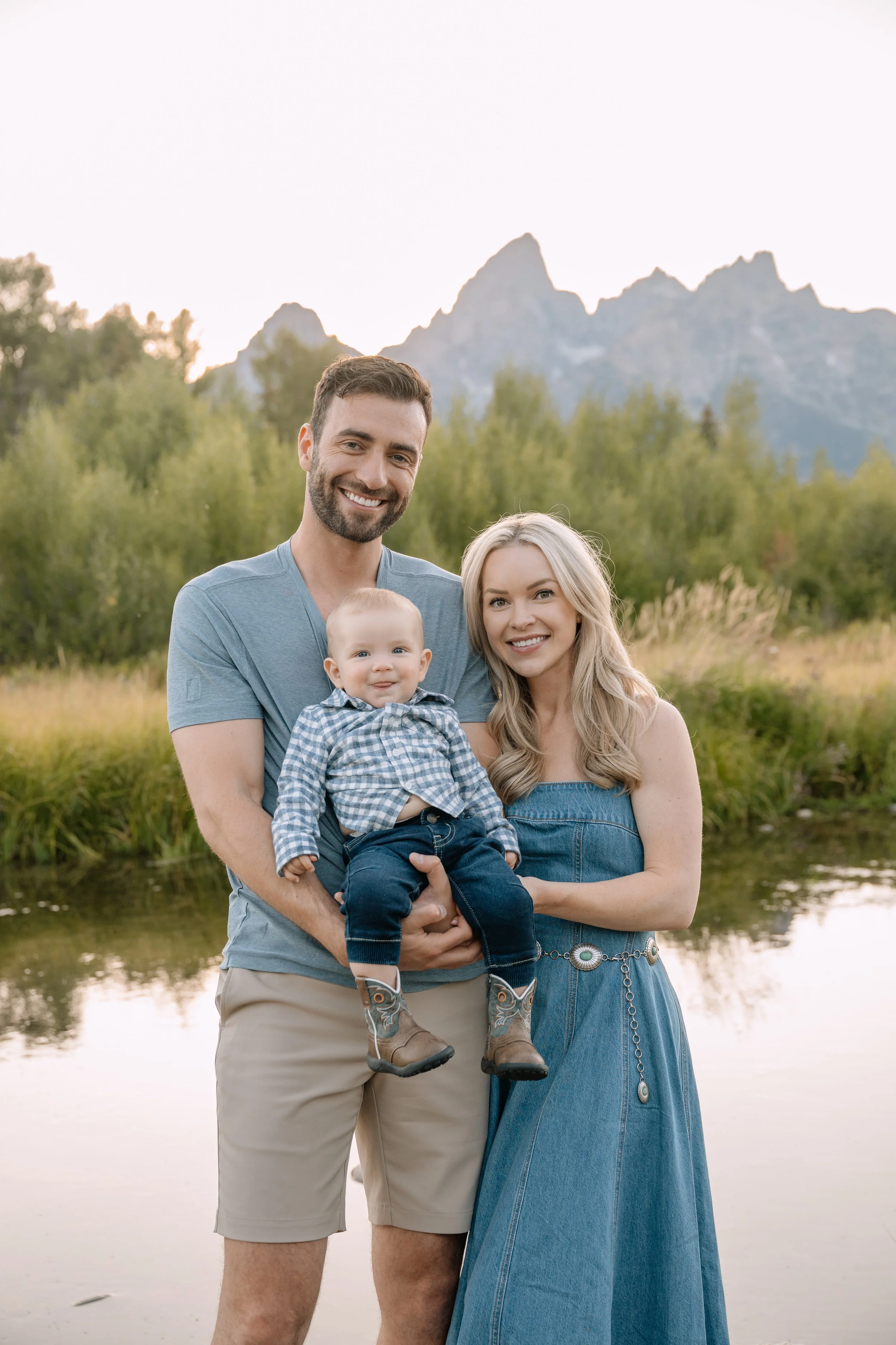 best-family-photography-in-jackson-driggs-wedding-46.jpg