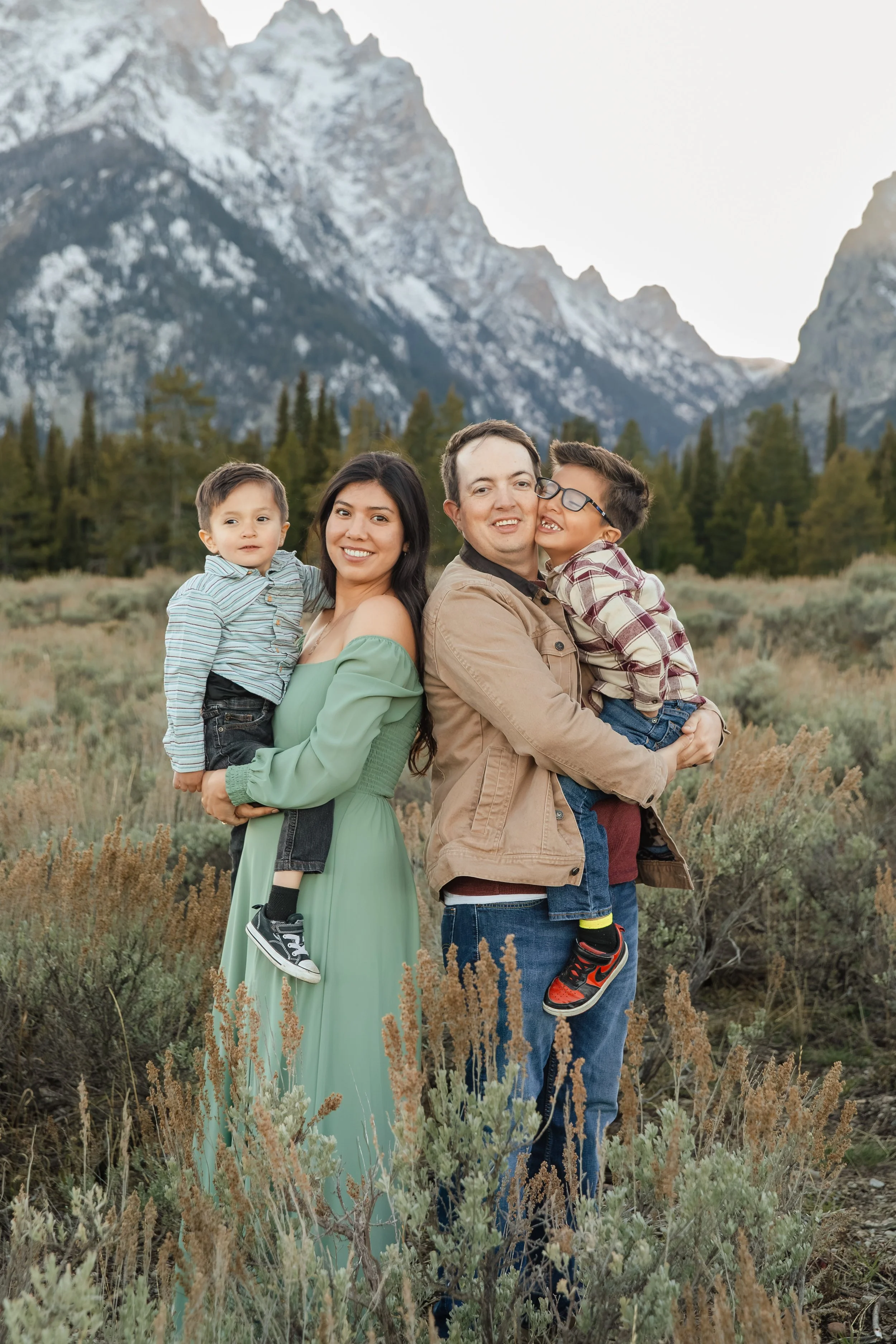 dubois-family-photographer-wyoming-12.jpg
