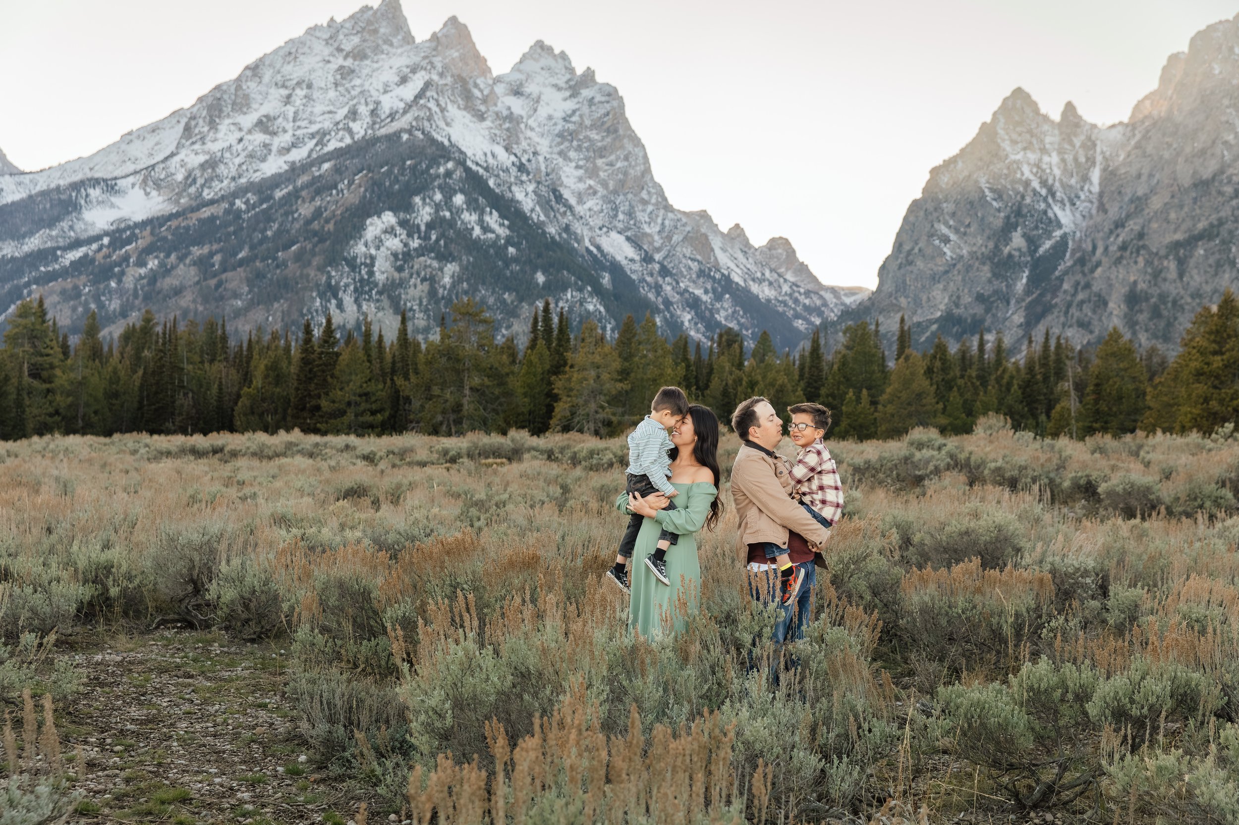 dubois-family-photographer-wyoming-15.jpg