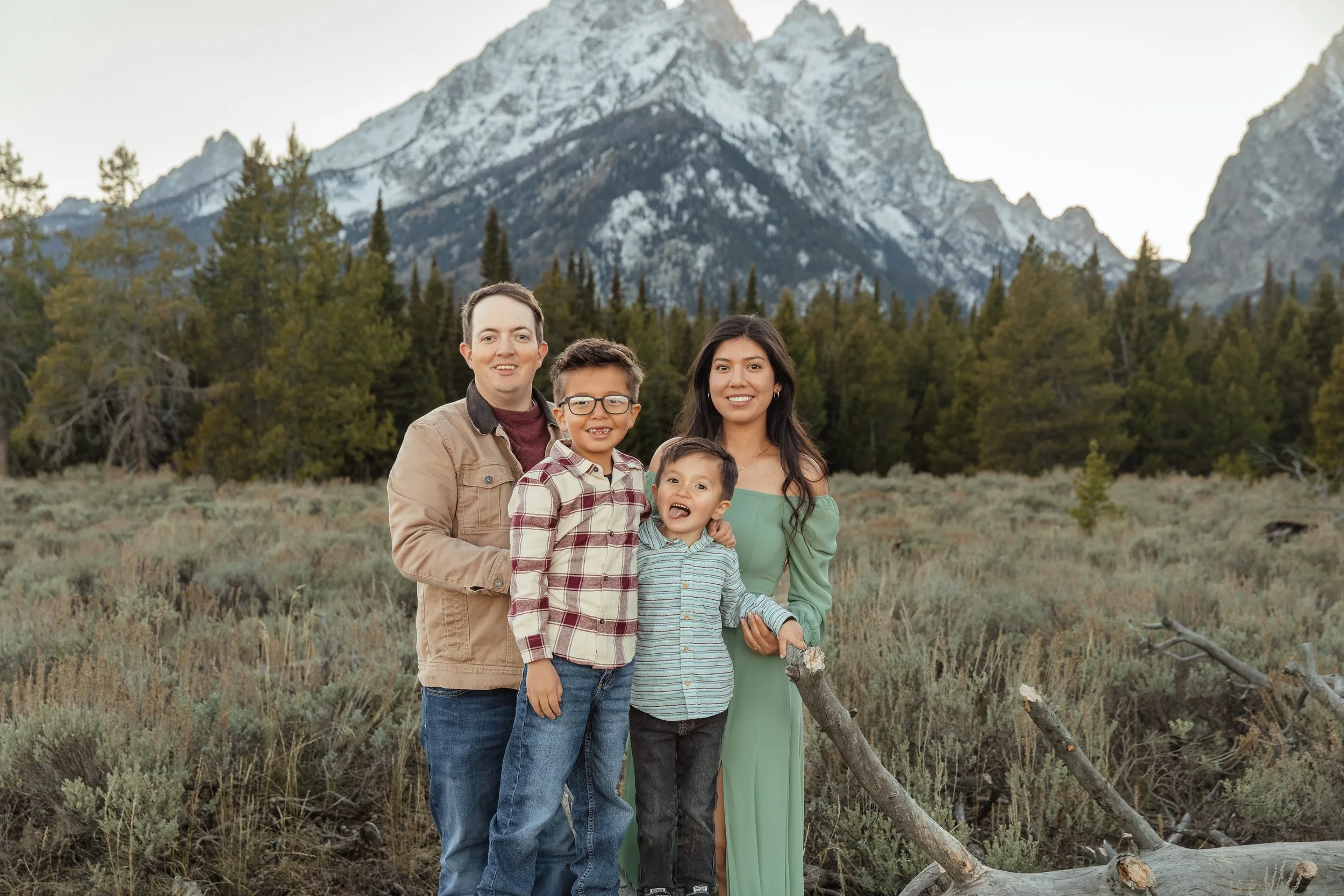 dubois-family-photographer-wyoming-31.jpg