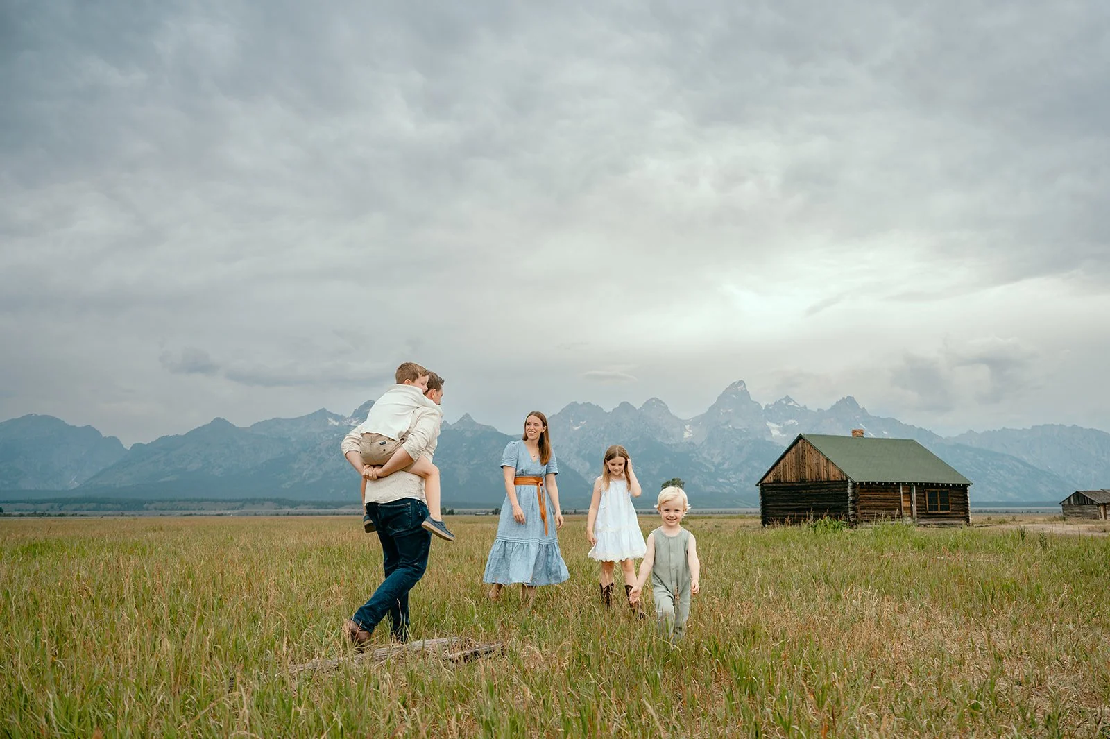 When the Rain Rolled In | A Grand Teton National Park Family Session