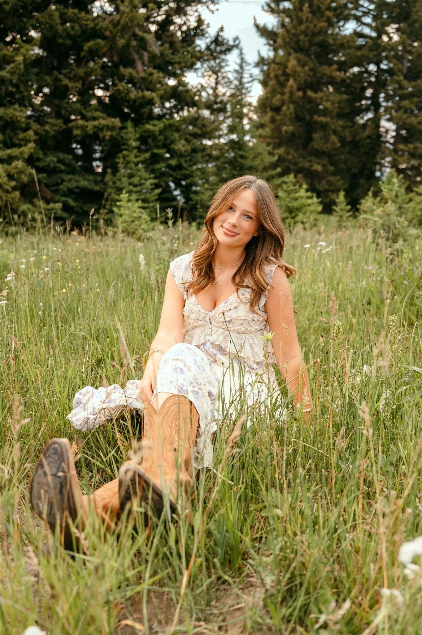 Senior portraits photographer in Jackson Hole