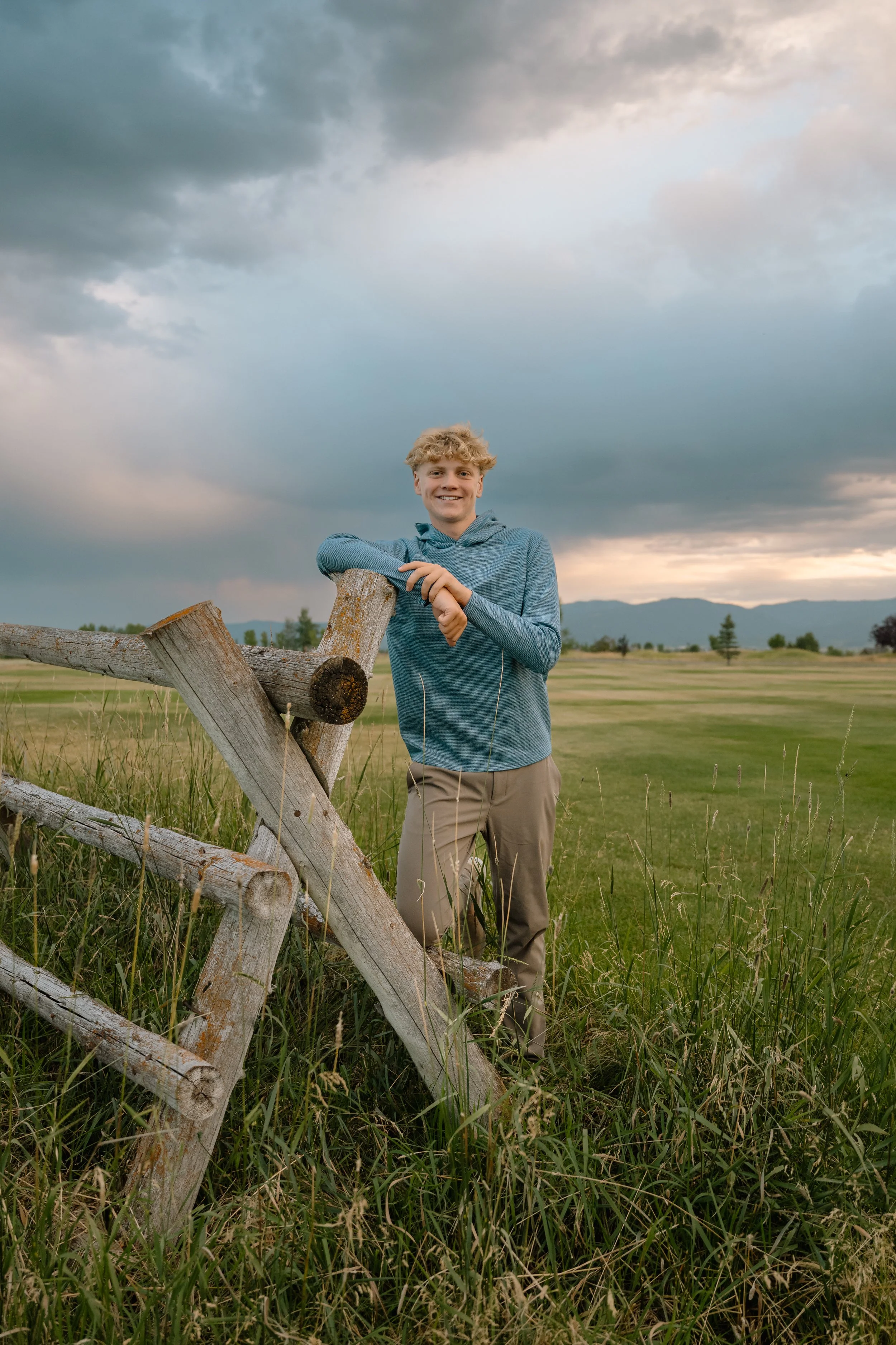best-senior-photographer-in-driggs-6.jpg