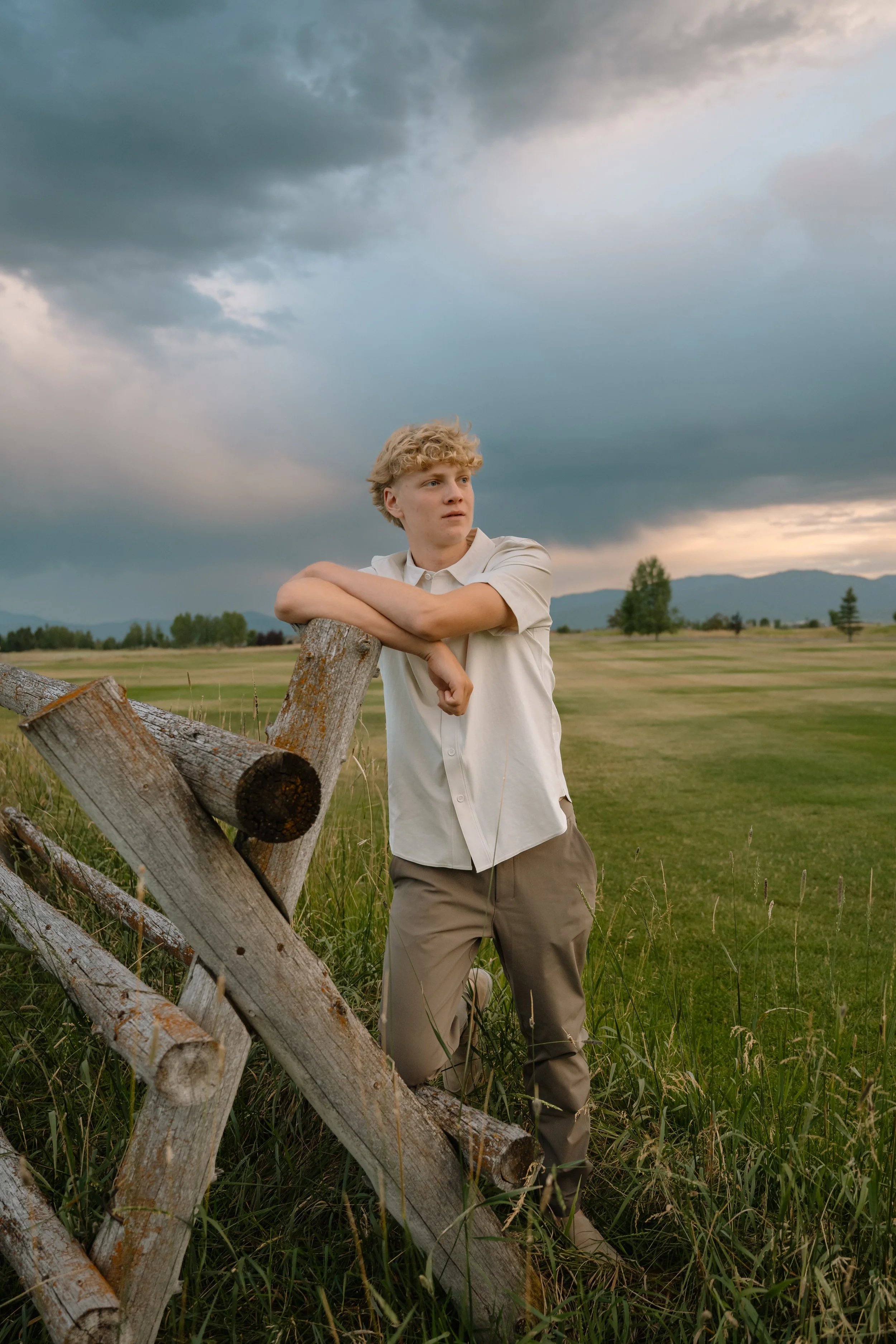 best-senior-photographer-in-driggs-5.jpg