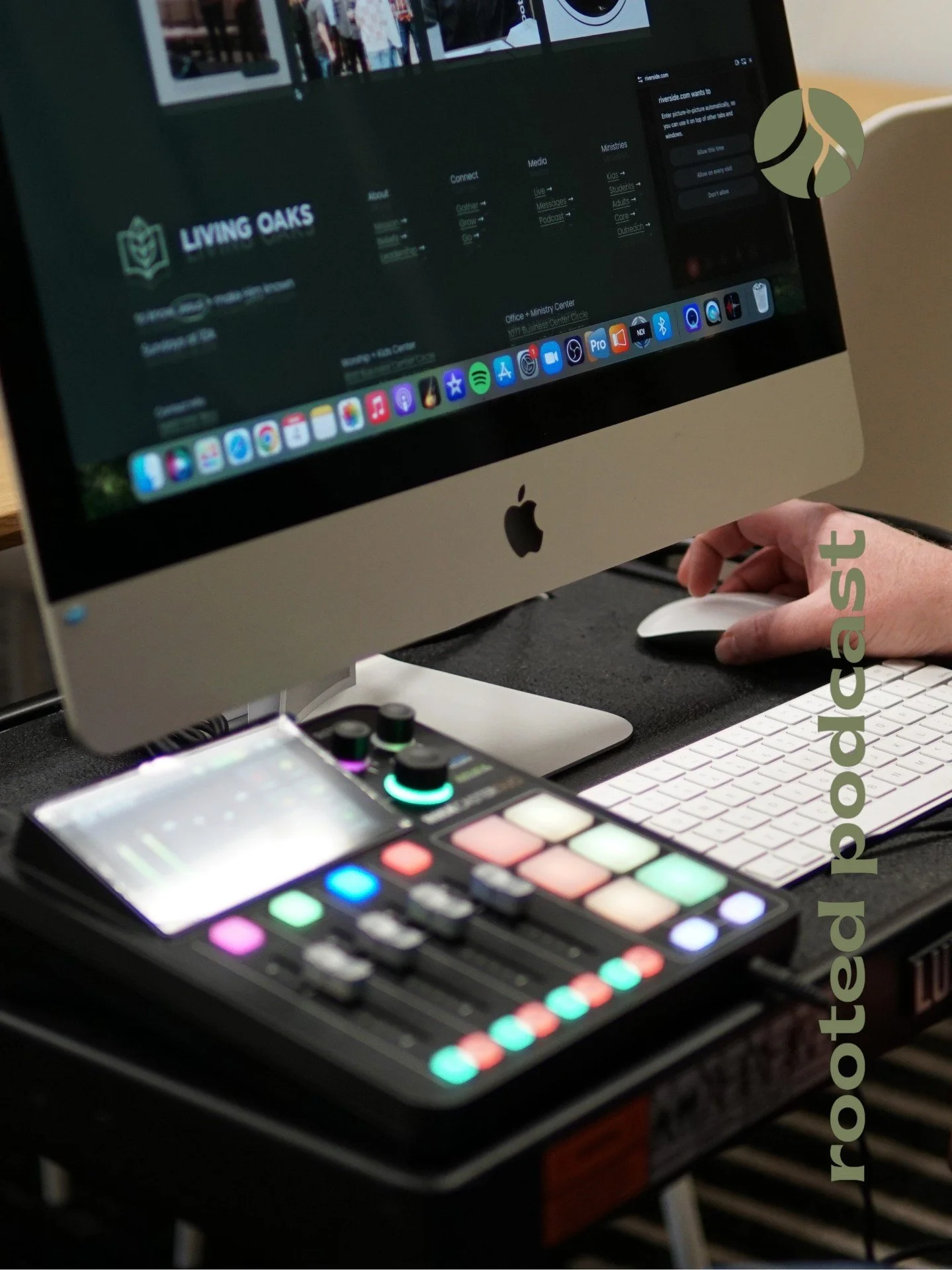 "Trampling the Grave" 
.
.
Join us for the conclusion of our series "Journey to Easter", as we explore the profound hope found in Jesus' resurrection. Listen on Apple, Spotify, or YouTube! 
.
.
#LivingOaksChurch