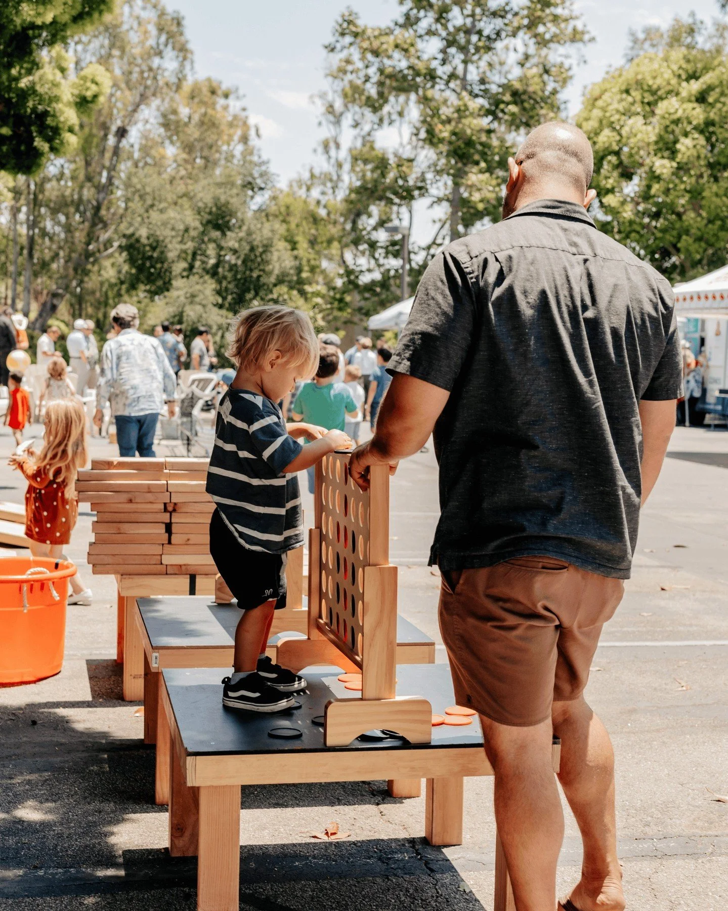 This is your invite 🌱
.
.
Join us this Sunday at Living Oaks for service at 10am! We'll save you a seat. 
. 
.
#LivingOaksChurch