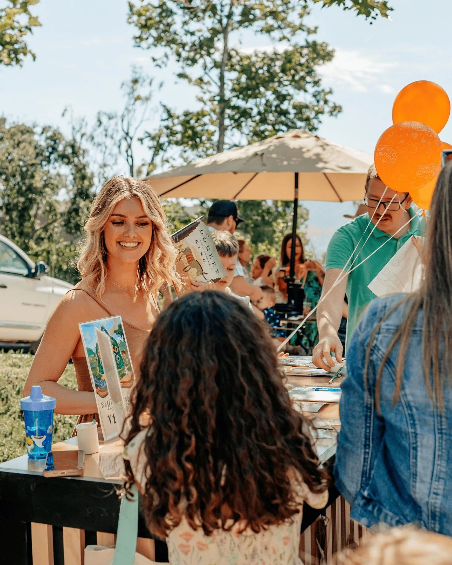 Another Summer Sunday 🌱 
.
.
Living Oaks family, we can't wait to see you! Sunday morning at 10 - we'll save you a seat! 
.
.
#LivingOaksChurch