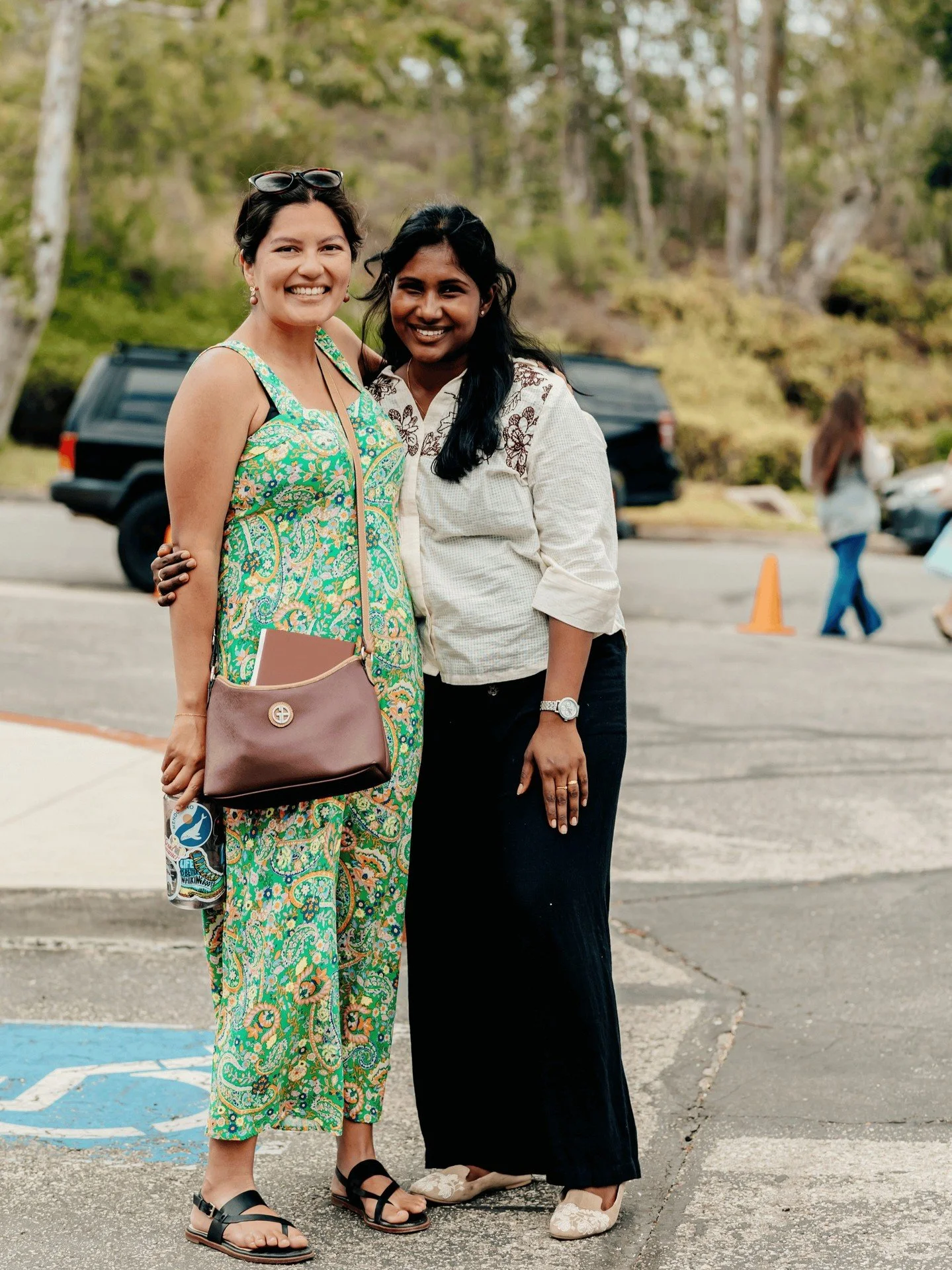 Deep roots, living faith 🌿 
.
.
We're rooted in Jesus here at Living Oaks, and we want to help you grow deeper in your faith! Join us every Sunday at 10am, in person or online. 
.
.
#LivingOaksChurch