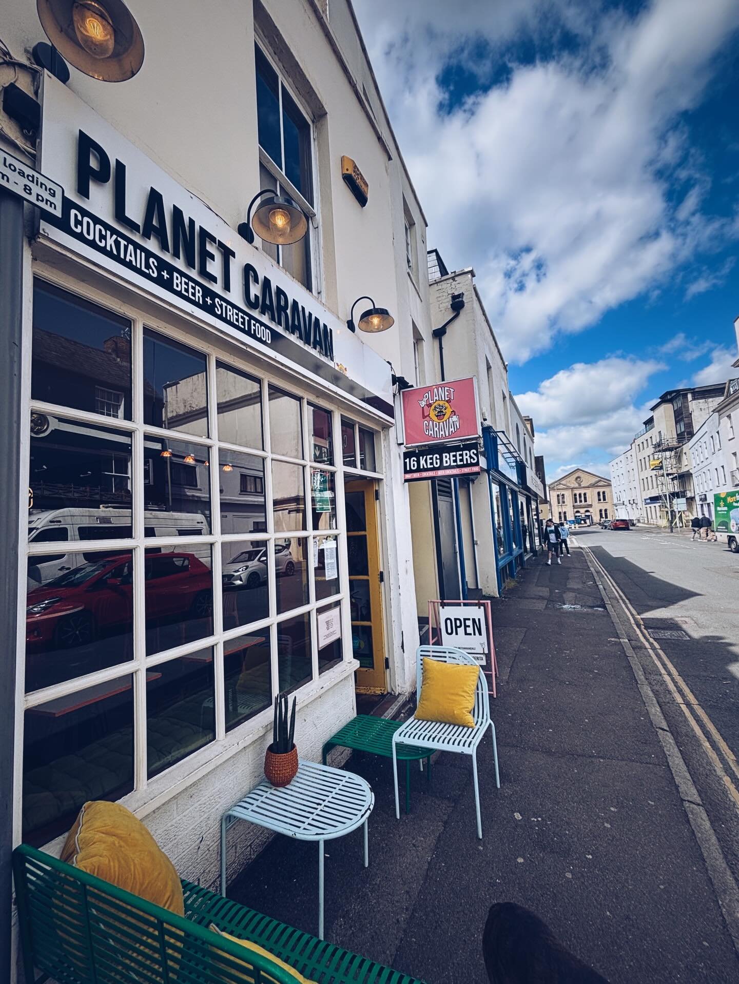 ☀️ SATURDAY 18th APRIL ☀️ IS A GOOD DAY ☀️ 
It&rsquo;s @recordstoreday AND we&rsquo;ve got some brand spanking super special beers pouring from our mates over @deyabrewery

We will be spinning vinyl all afternoon, featuring some staff favourites. Bru