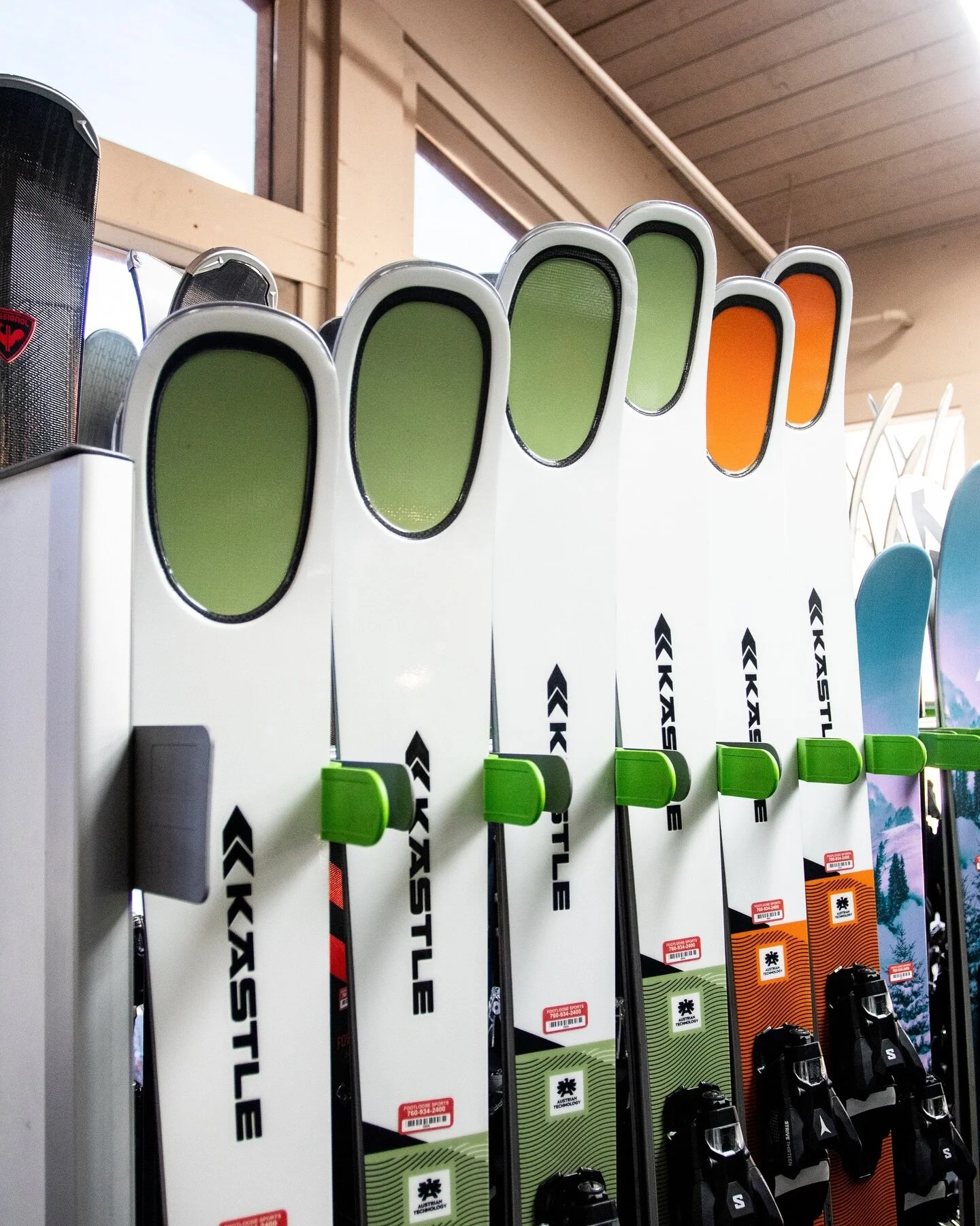 Ski Rentals in Mammoth Lakes — Footloose Sports