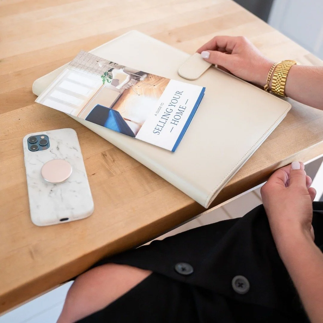 Thinking of selling your home? 🏡 Before you meet with a realtor, get a head start by gathering these 3 things:

💰 Your current mortgage balance.
🧾 Any recent changes to your property taxes.
🔨 A list of improvements you've made.

Being prepared ma