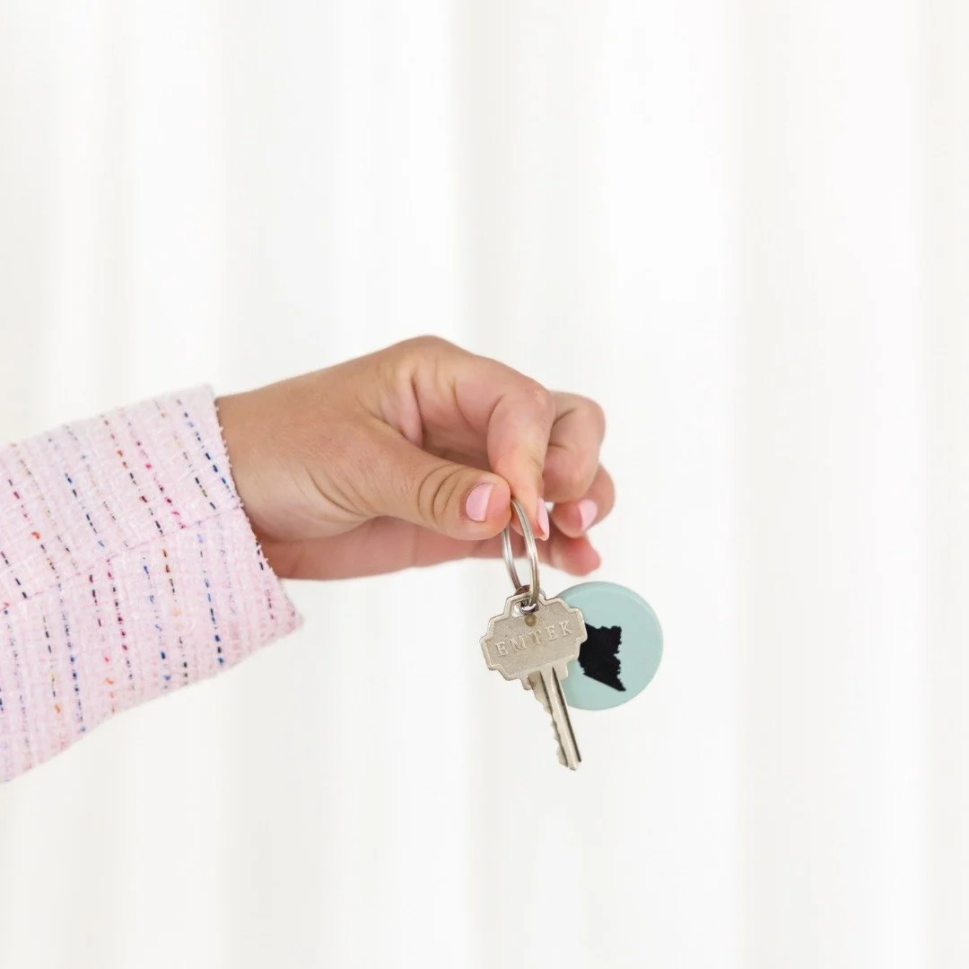 As we approach Veteran&rsquo;s Day, I want to take a moment to thank the brave men and women who have served our country.

If you&rsquo;re a veteran or active-duty service member, you may qualify for a VA loan, a program that offers zero down payment