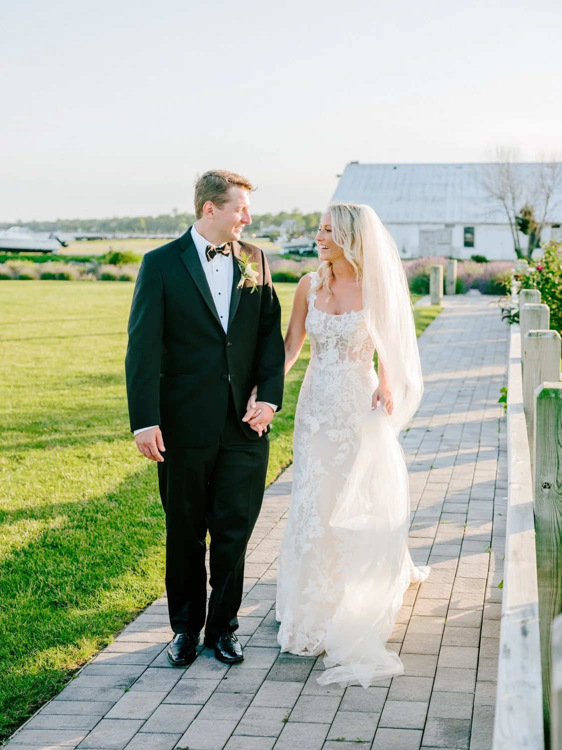 peconic-bay-yacht-club-wedding-1026.jpg