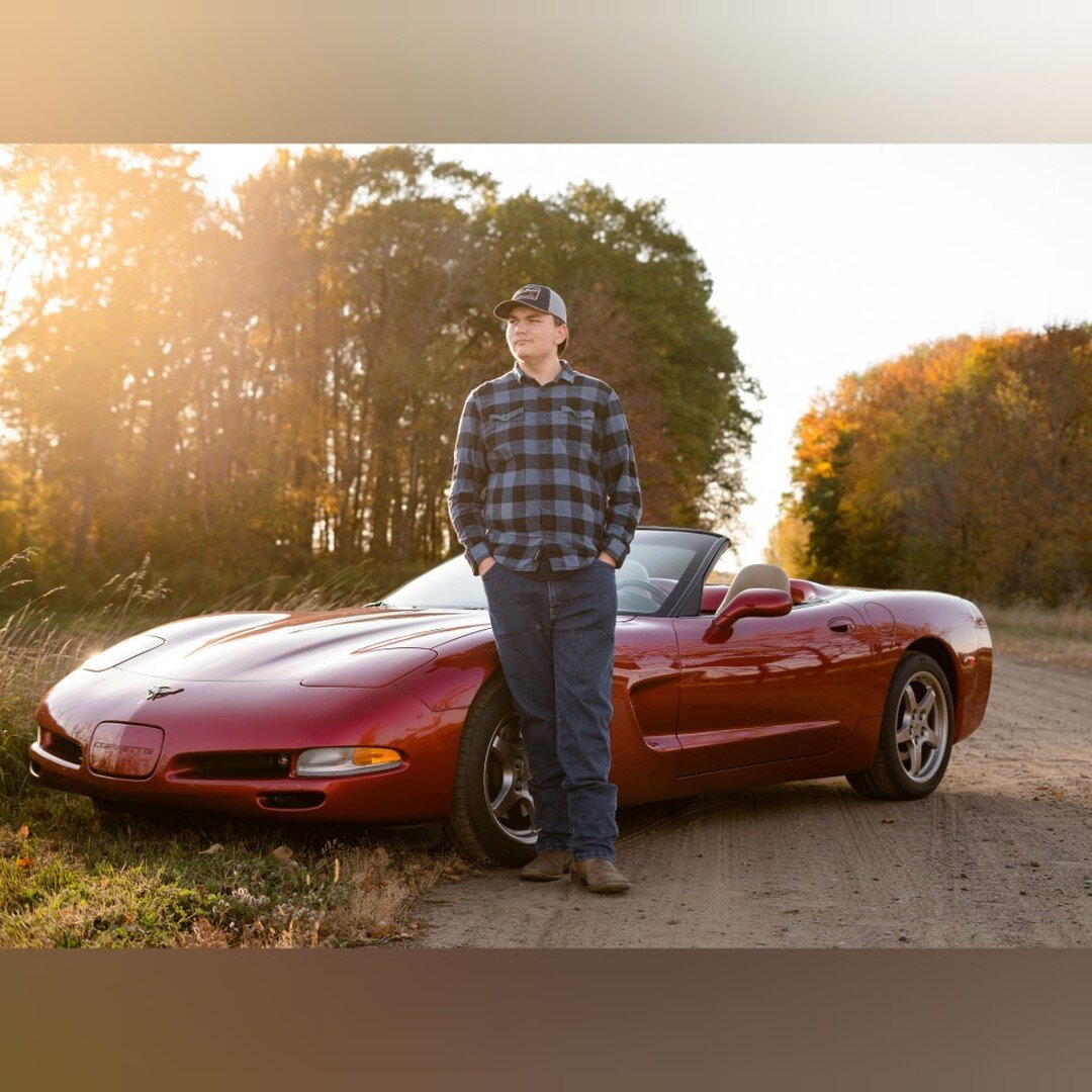 ***Sneak Peak***

Jack you are so fun and I loved how you had a vision for your session and made it your own!  I am so glad I was able to meet you and your father tonight 🙂 

#seniorszn #sarahmariephotographymn #mnseniorphotographer #minnesotasenior