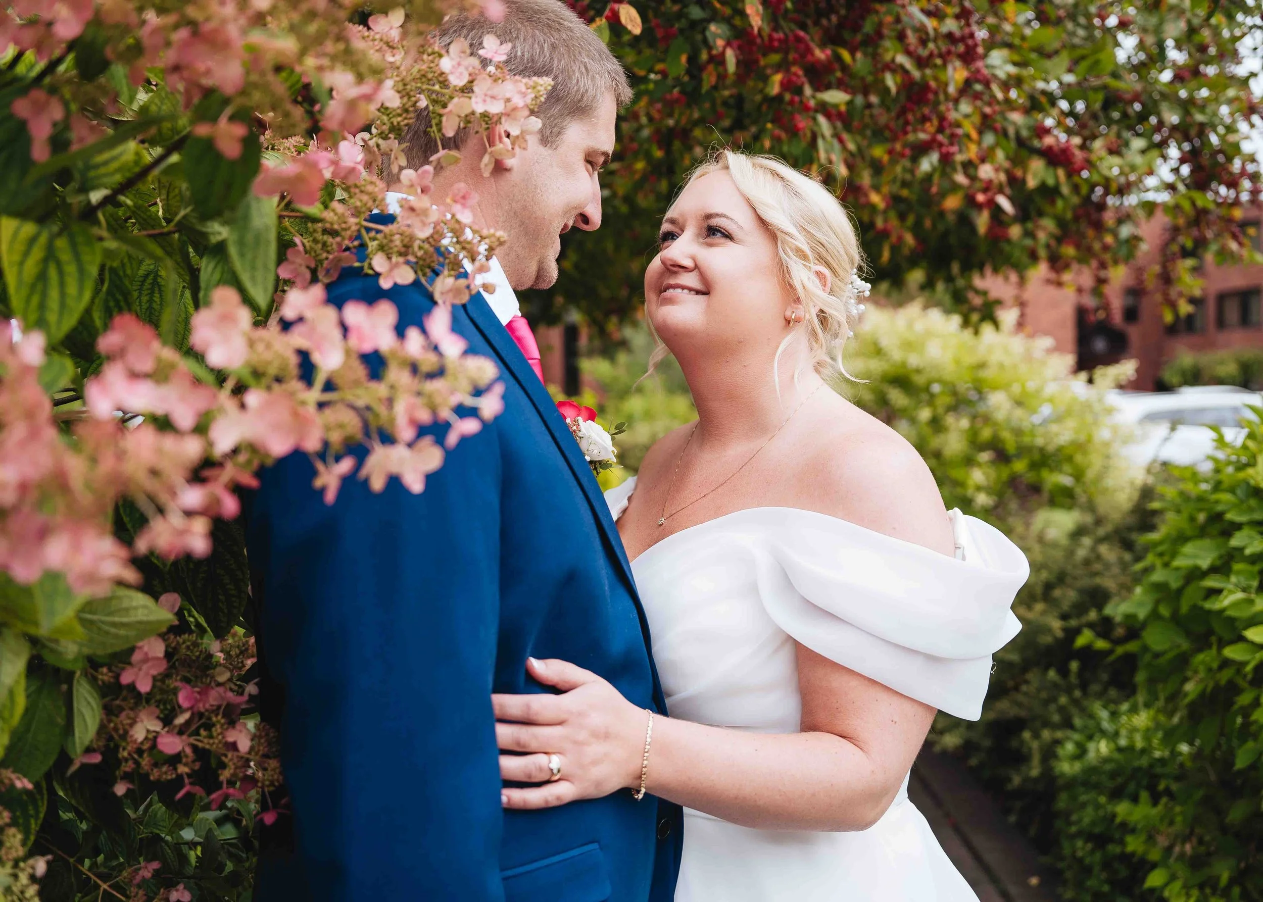 Kandyce & Trevor
Nottawasaga Resort