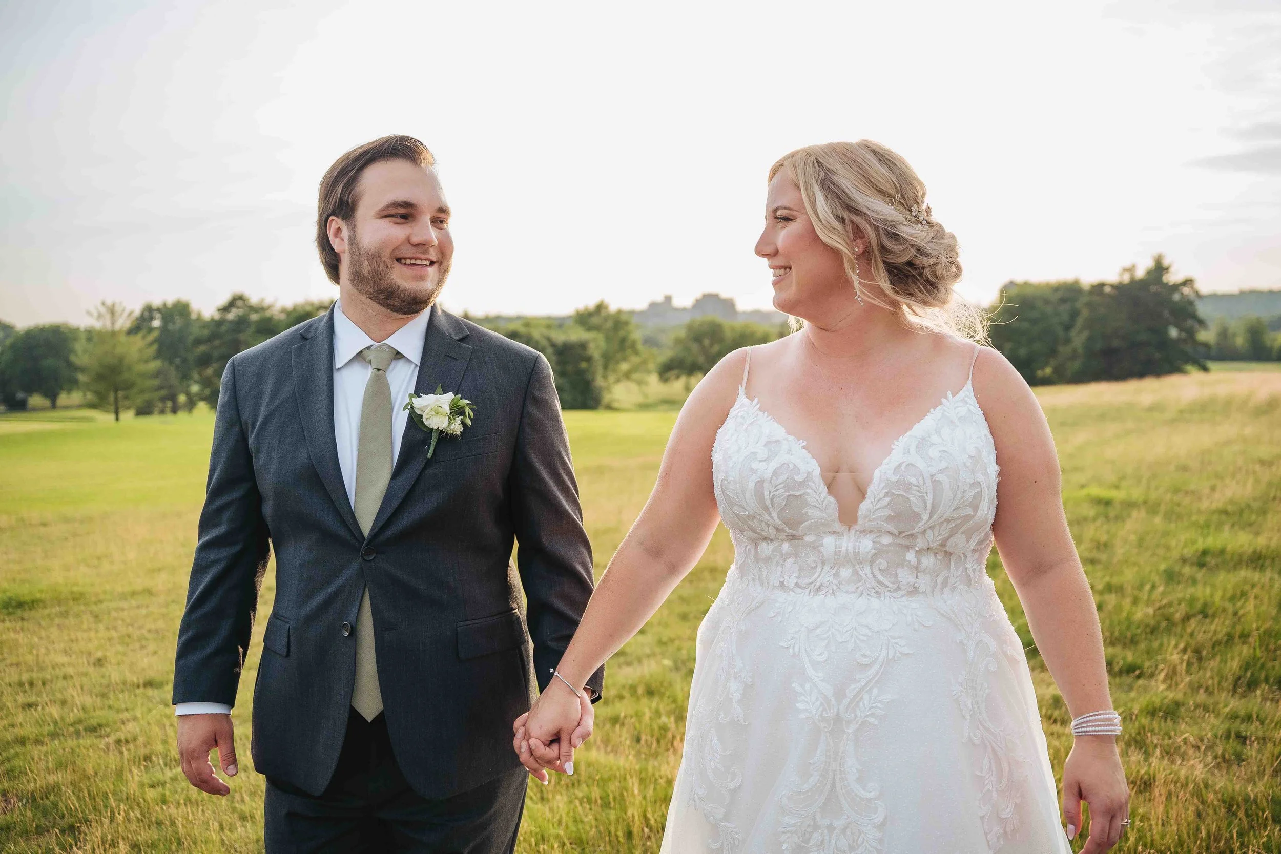 Dana & James
Cutten Fields, Guelph Ontario