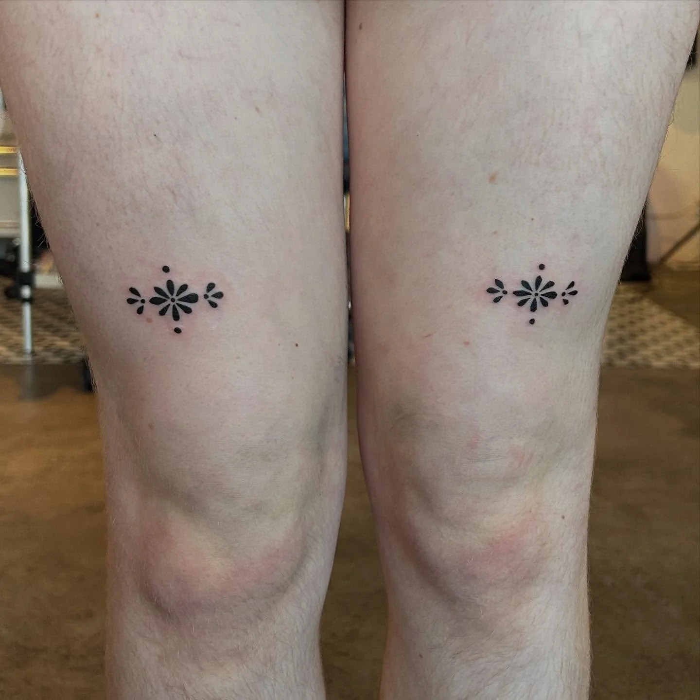 symmetrical ornamental 🖤

created at Opal Tattoo Studio in LA

✿ books open for september and october ✿
.
.
.
.
.
#fineline #finelinetattoo #losangeles #losangelestattooartist #qttr #queertattooartist #femaletattooartist