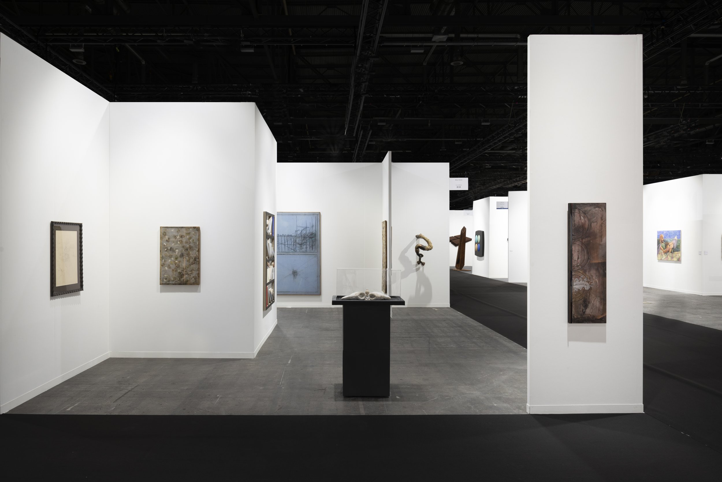 2_BlueVelvet_ArtGeneve_2026.jpg