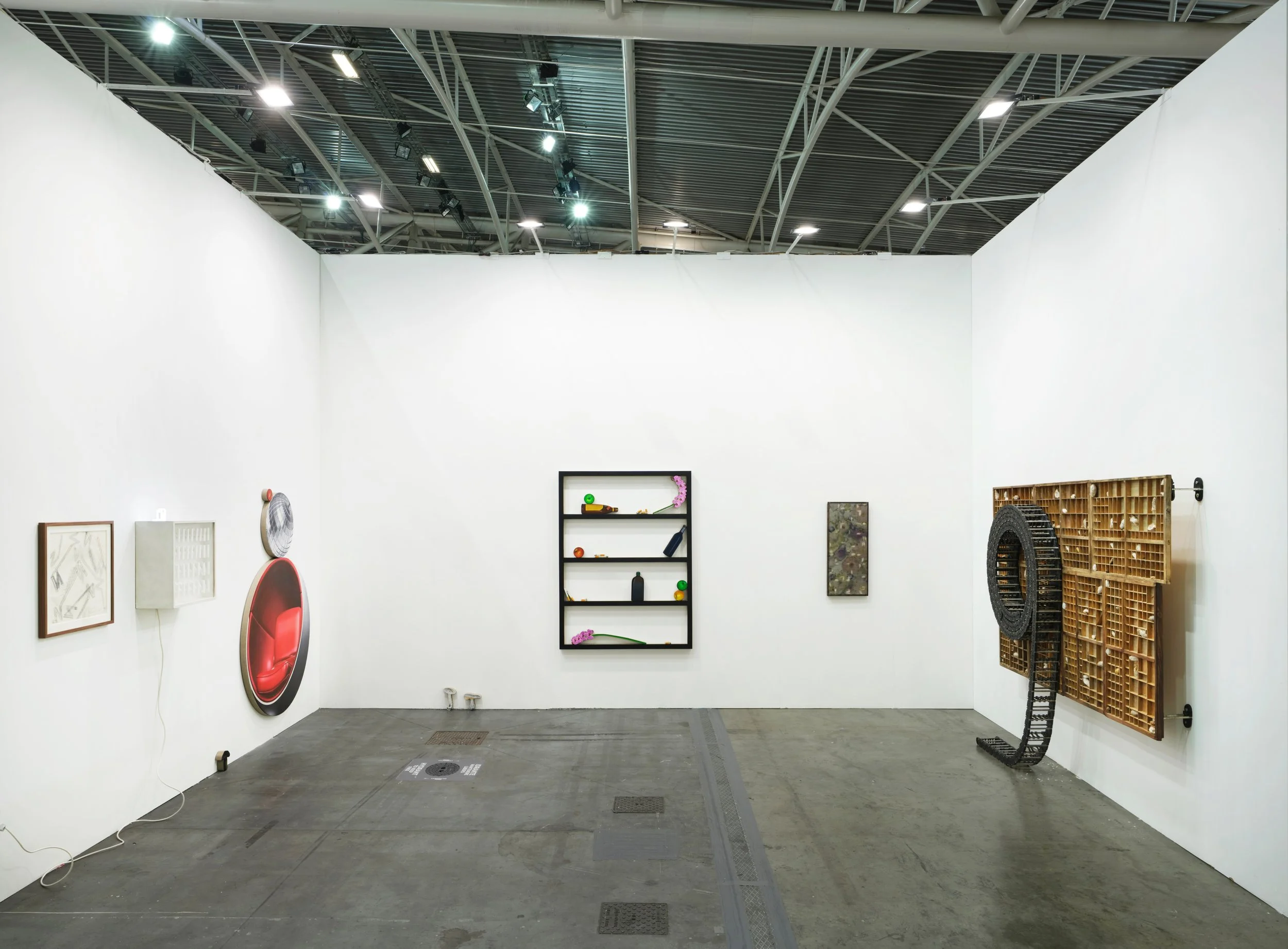 Artissima Turin
October 31 - November 2, 2025
Group presentation with Chryssa, Marius Steiger, Mónica Mays