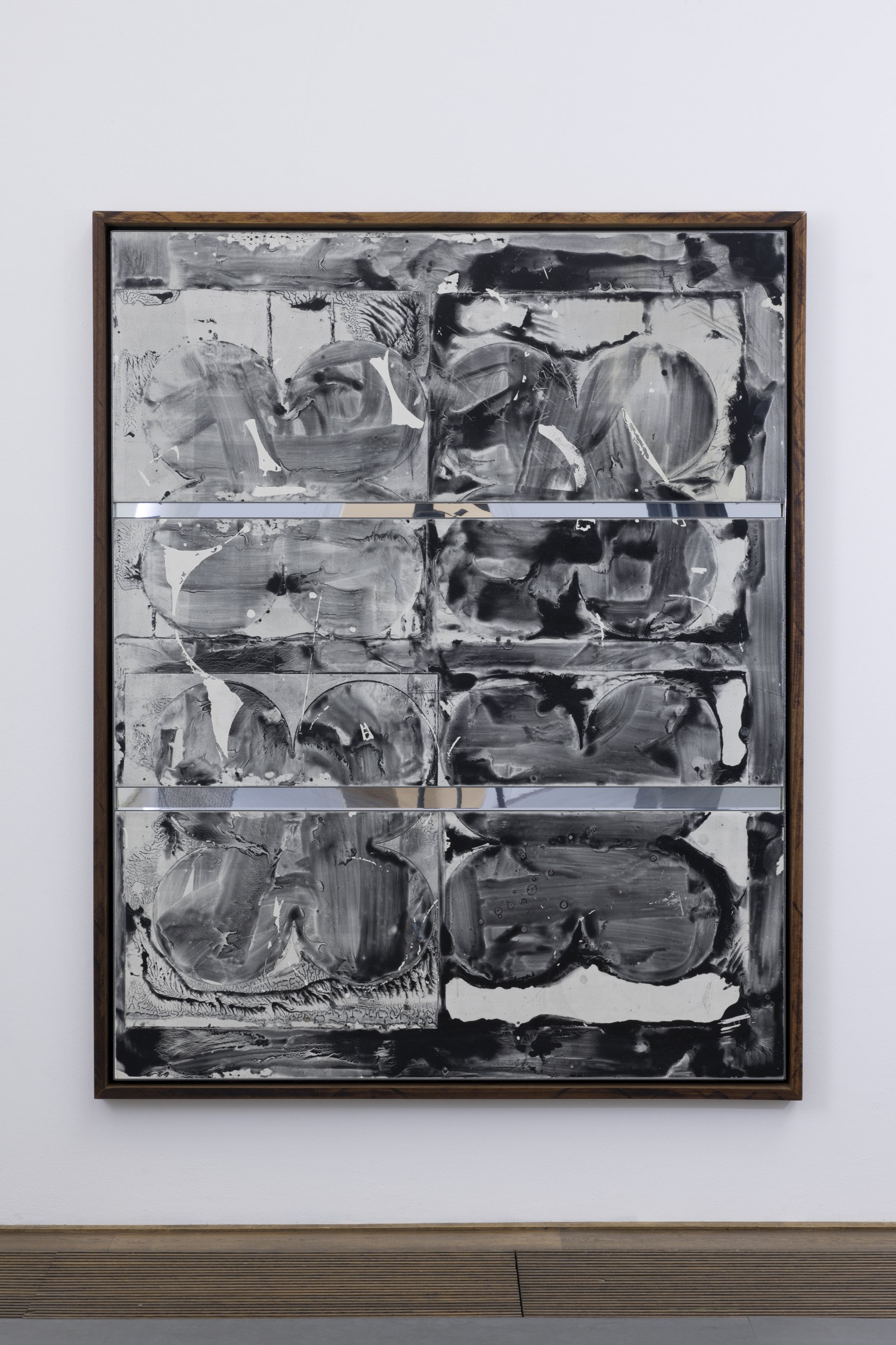 Marie Matusz
Brisk Mutations (Patterns Of Exhaustion series), 2025
Acrylic paint and ink on hardboard, varnish, lacquer, dibond, PMMA, mahagony
200 x 150 x 6 cm