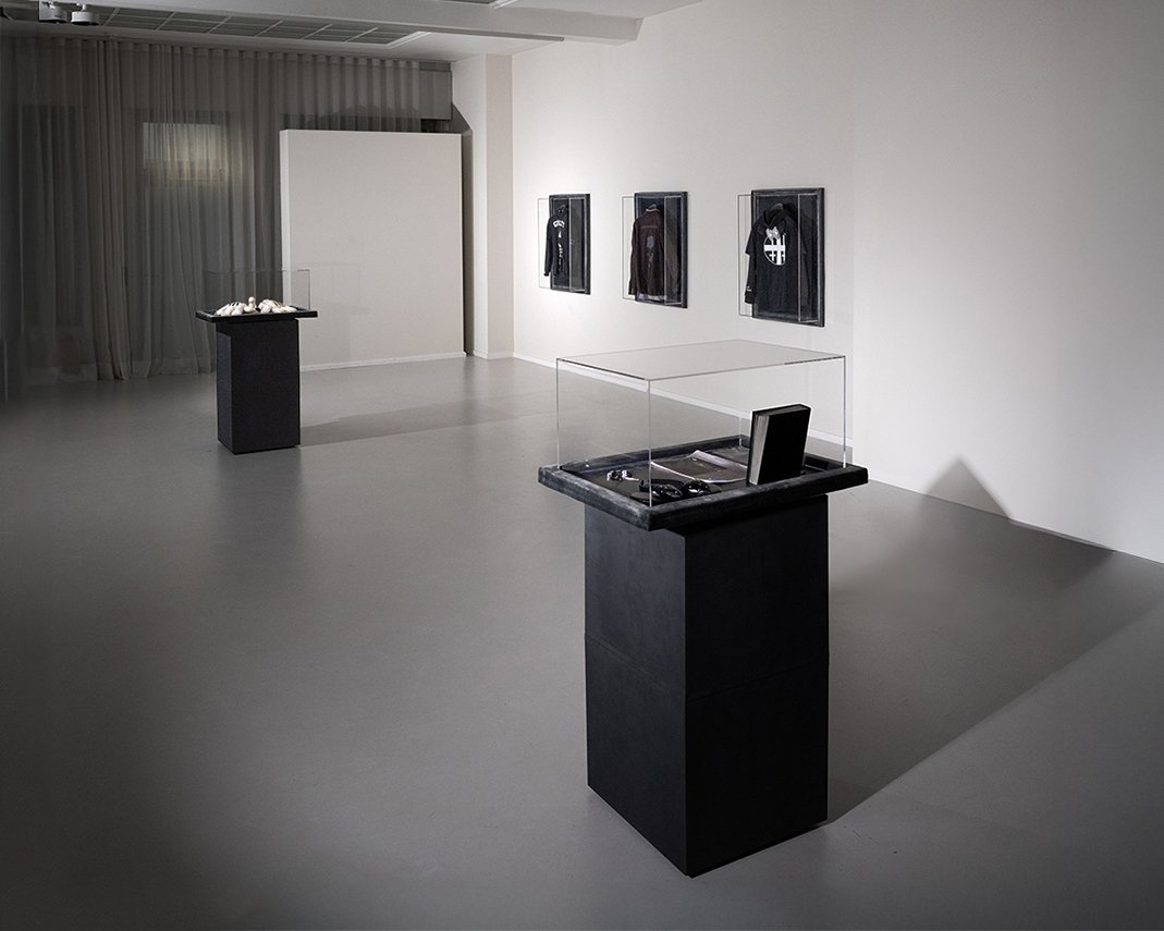 Julian-Jakob Kneer: FANATICS II
Blue Velvet at Villa Nomad
Zurich, Talstrasse
14 June — 26 July 2025