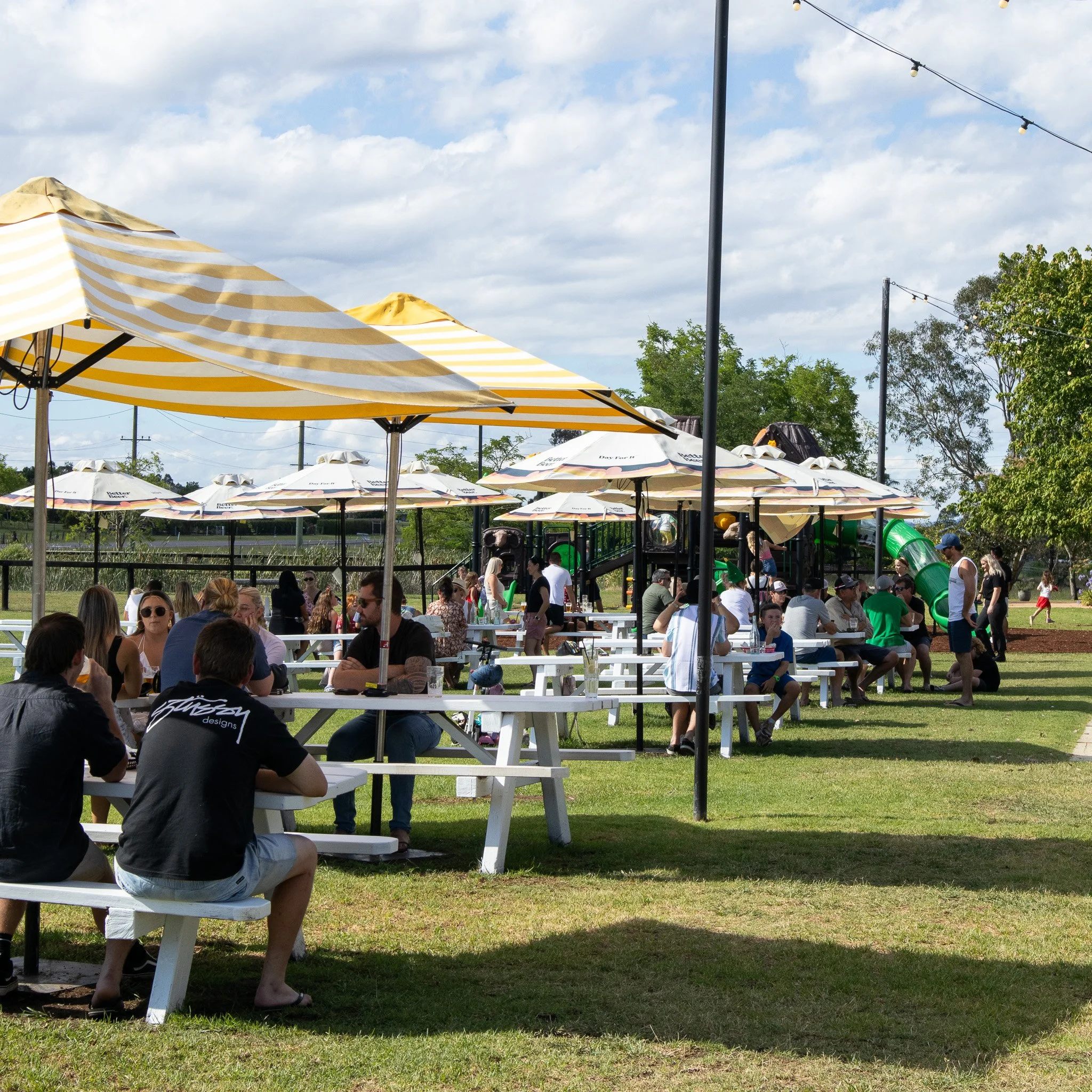 Hope you all had a fantastic Christmas 🎅🎄 We&rsquo;re back open today, ready to serve up all your favourite dishes and ice-cold beers 🍻 Come on in and we'll see you soon!