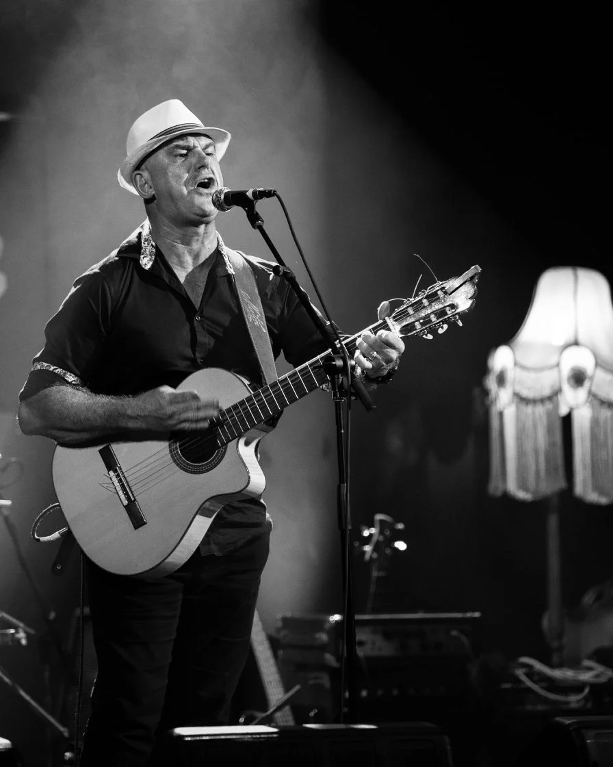 Sundays in the Valley 🍻🎶

Cold brewery beers, good food &amp; live tunes from John O&rsquo;Reilly  at 1pm to finish off the weekend right 👀

You know where to find us 🍻