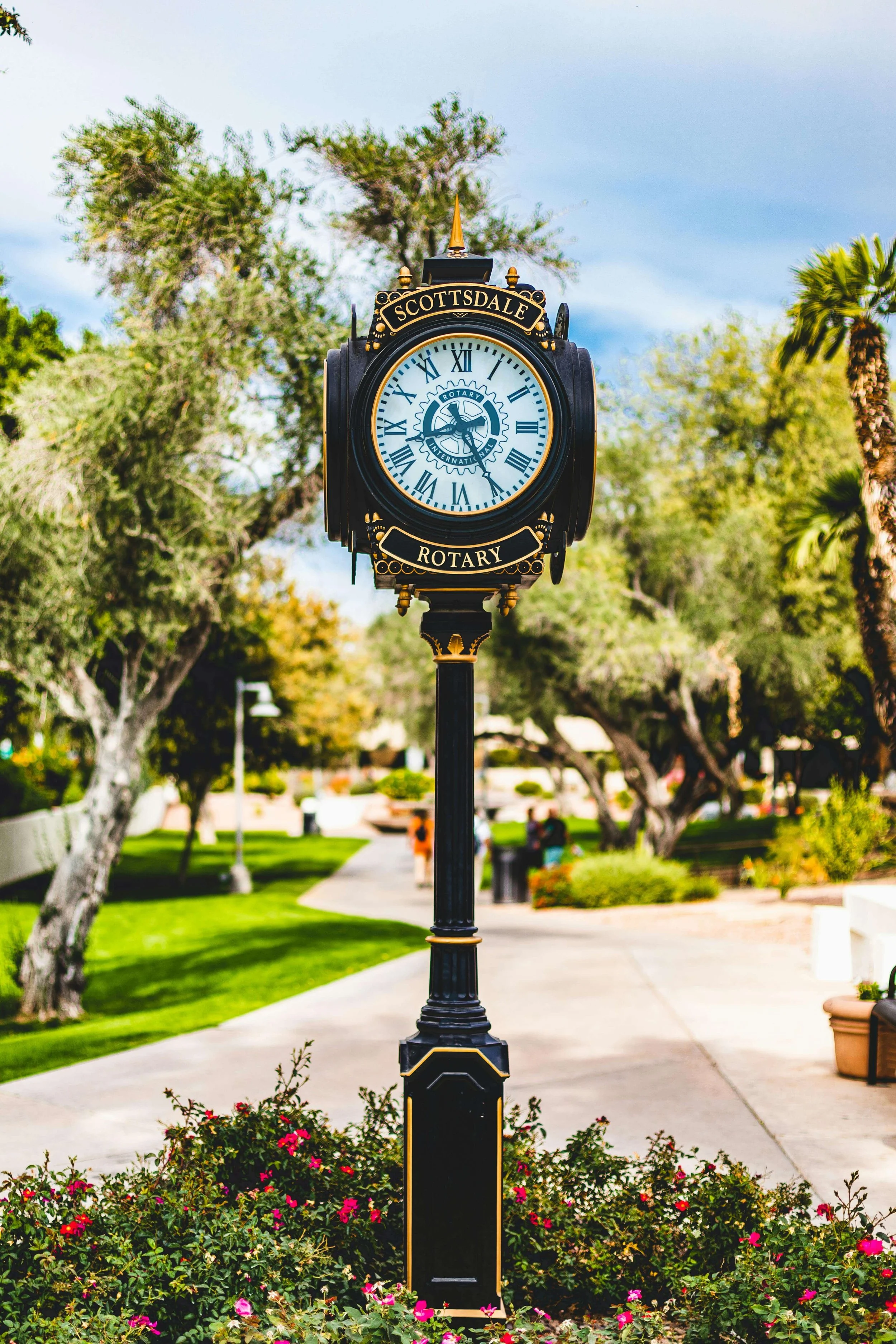 10 Questions to Ask Before Hiring a Financial Advisor in Scottsdale, AZ