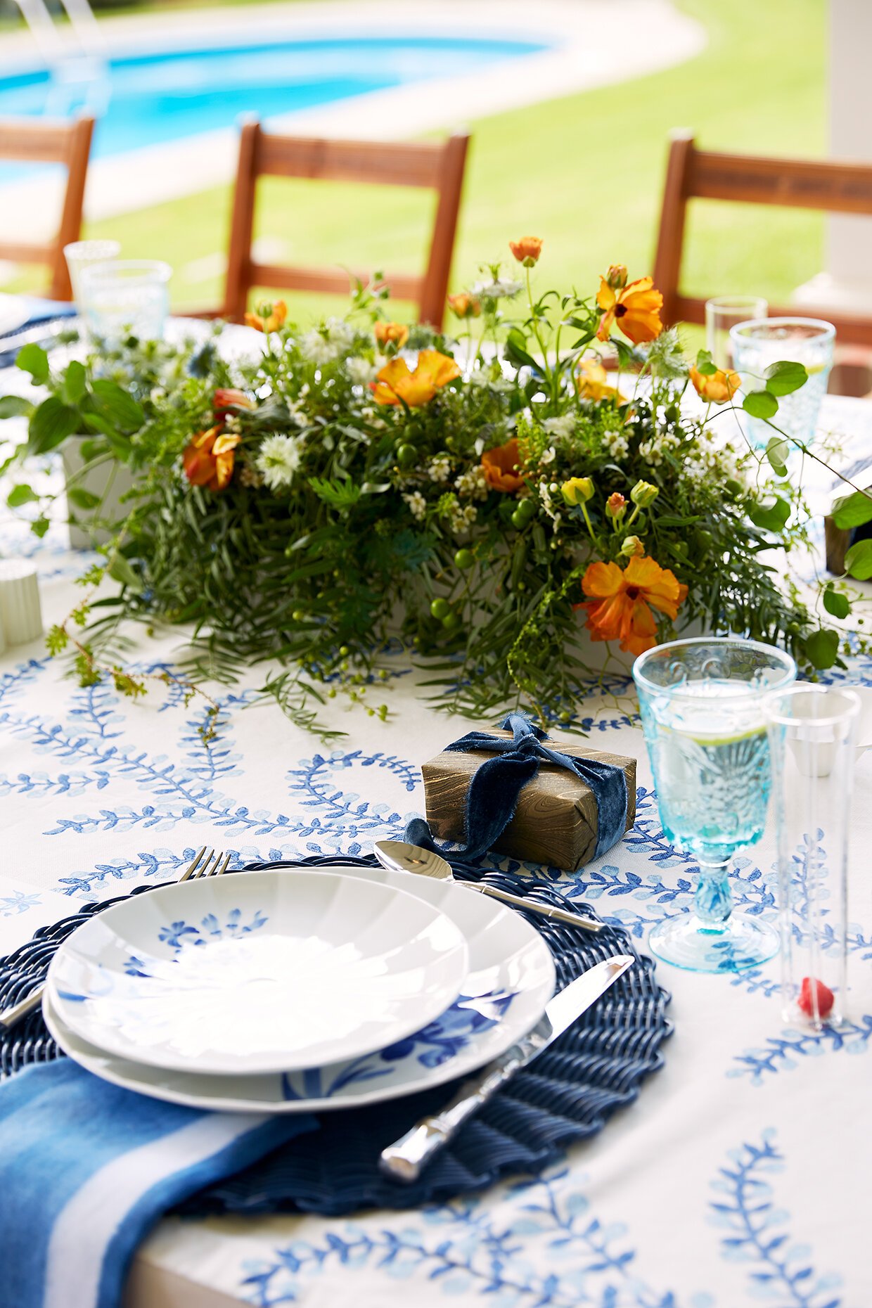 2019_0828_curatedtable_041f_WEB.jpg