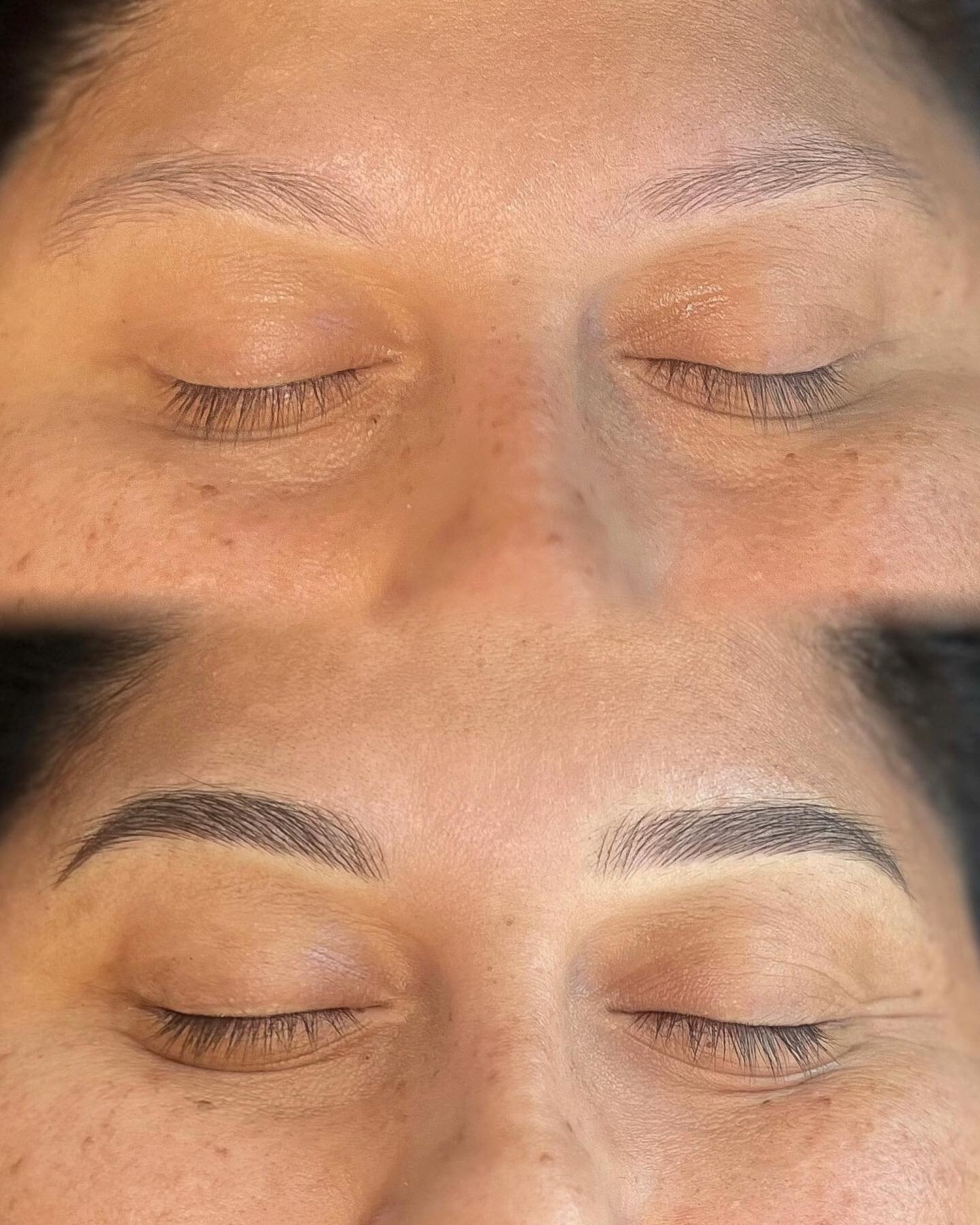 I LOVED creating these combo brows!! 🤩 What a big transformation for this client. We are both so happy with how they turned out✨

A combination of microblading and powder shading was used for this before + after 🪄

.
.
.
.
.
.
.
.

#microblading #m